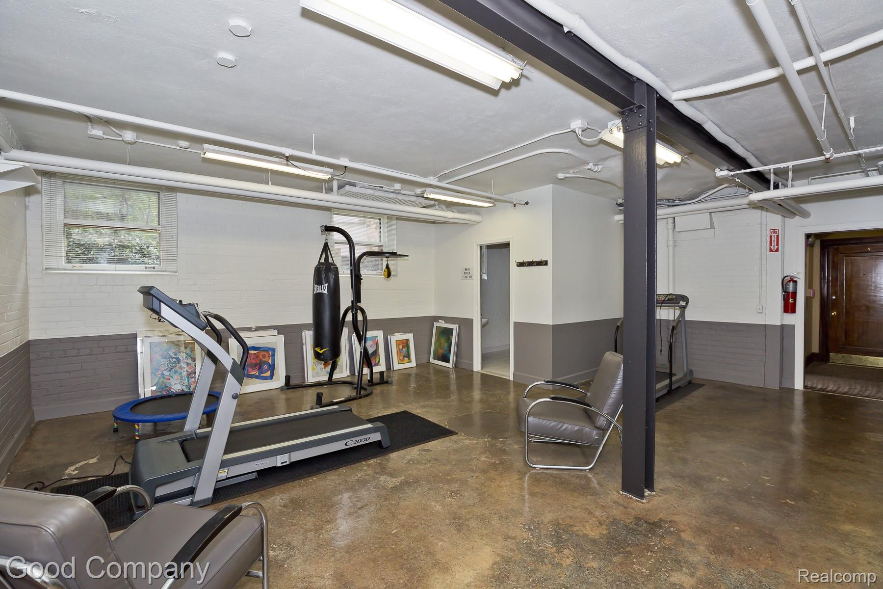327 Southfield Road #3bs Property Photo 45