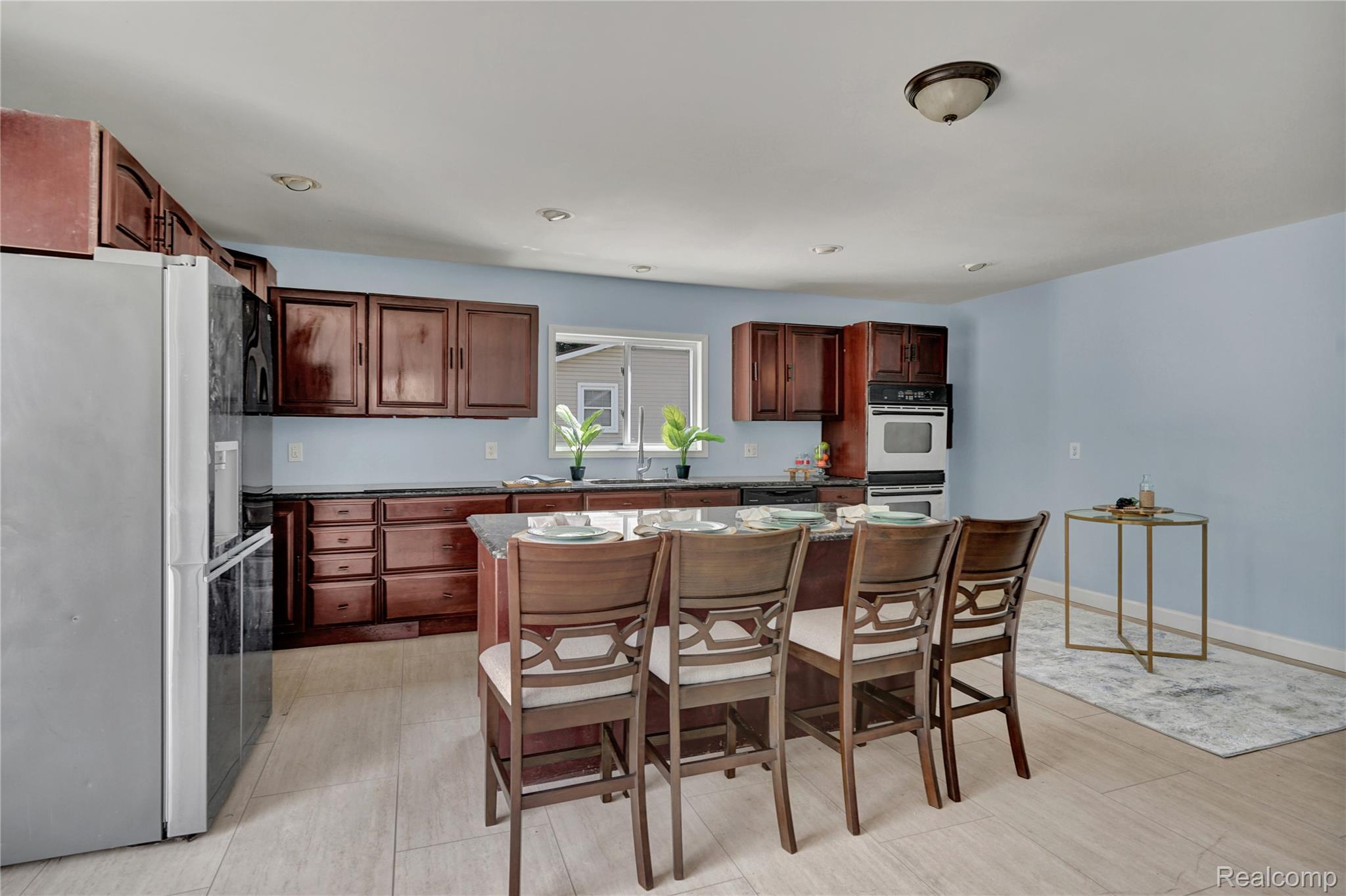 914 Chartier Street Property Photo 17