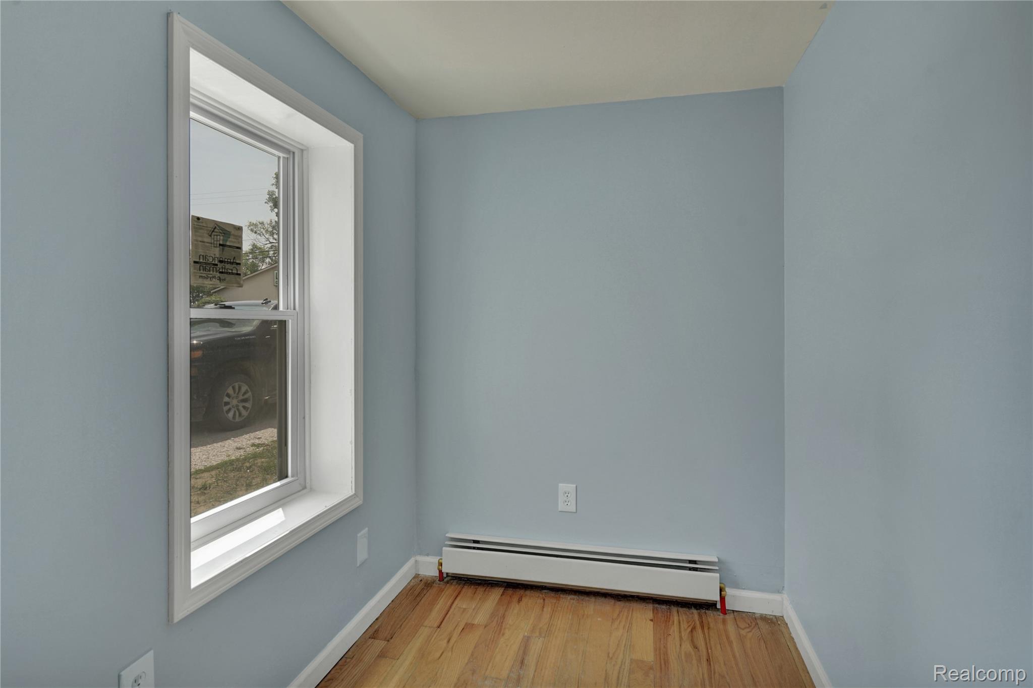 914 Chartier Street Property Photo 27