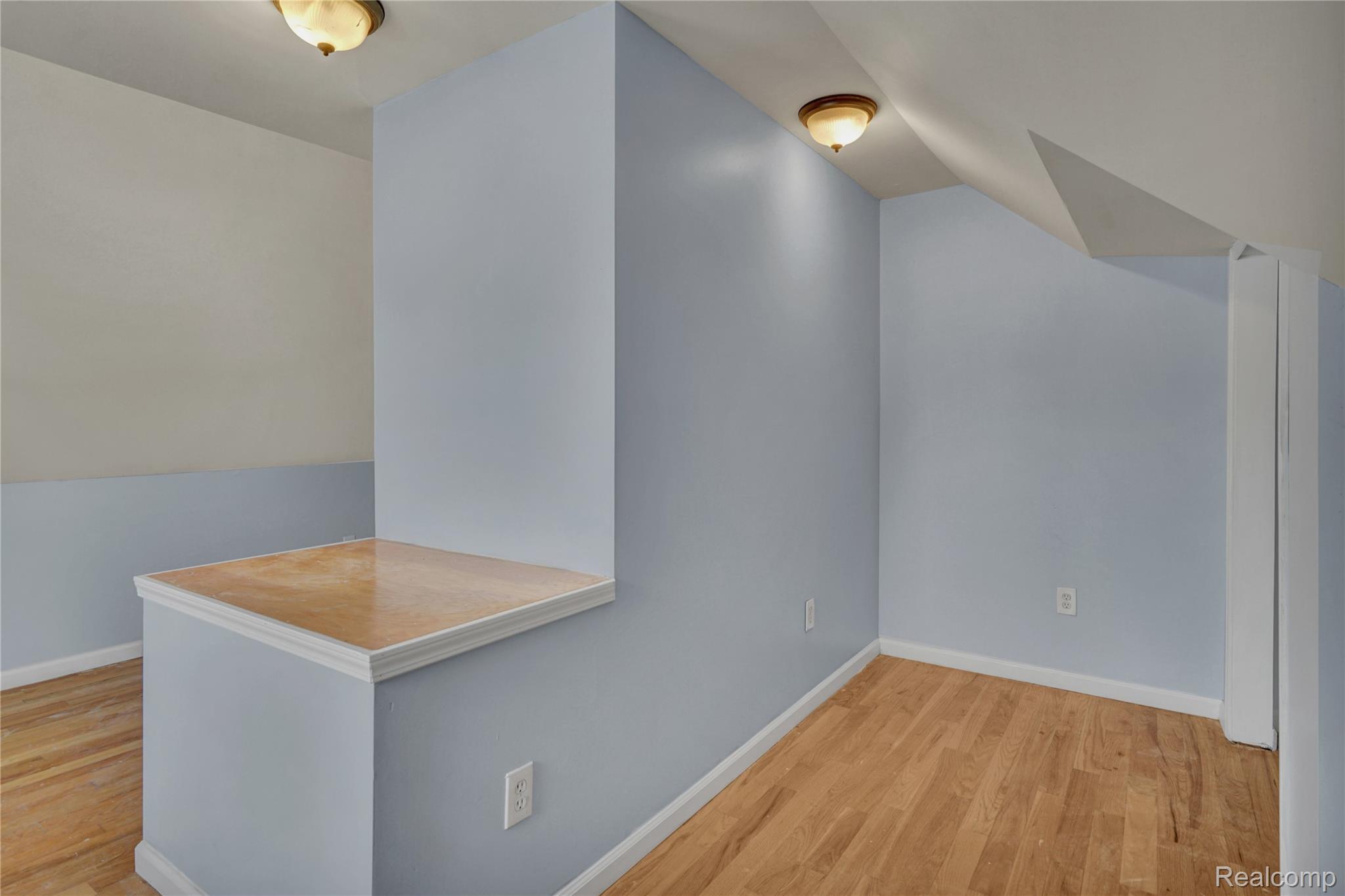 914 Chartier Street Property Photo 29