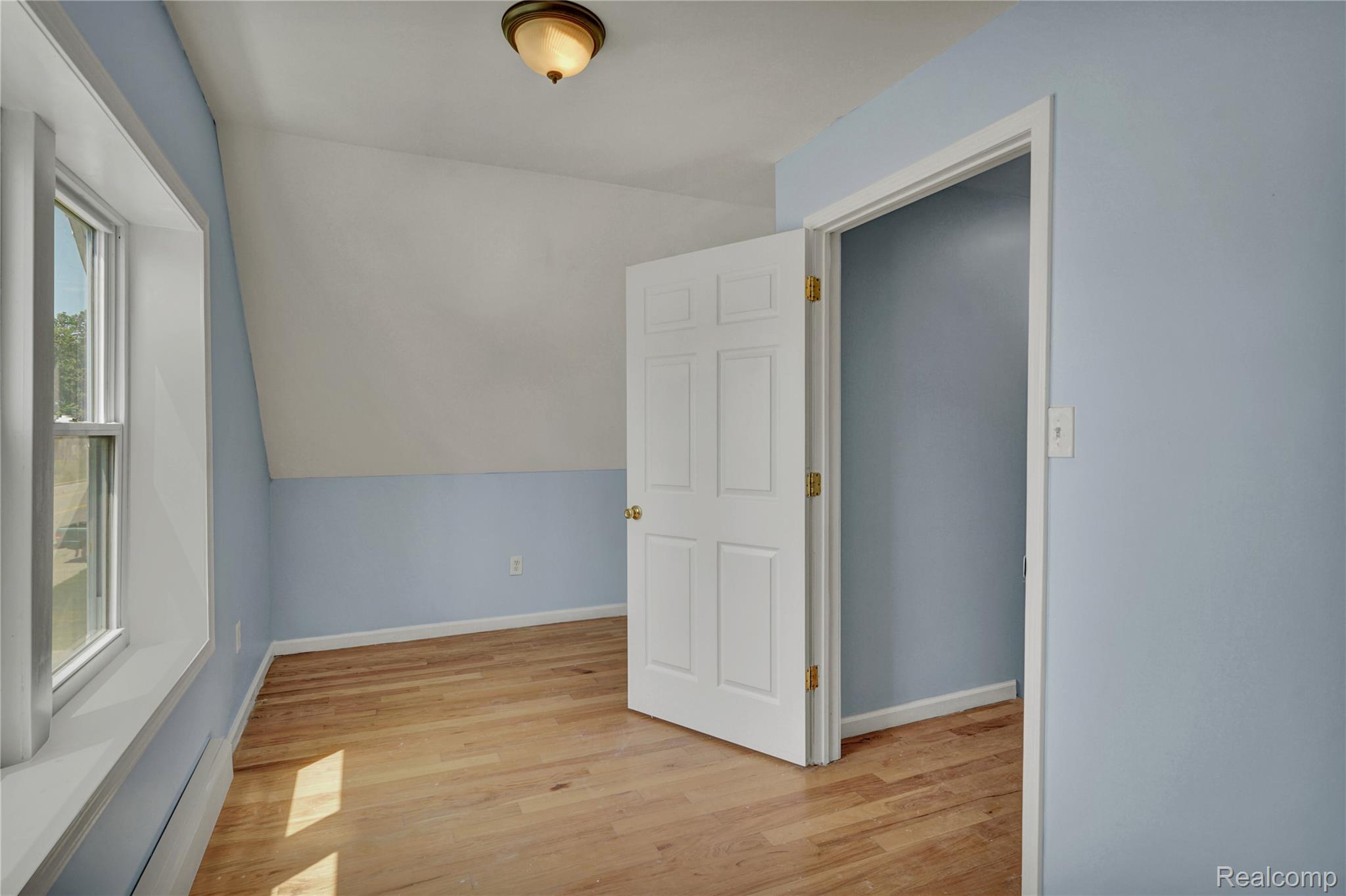 914 Chartier Street Property Photo 30