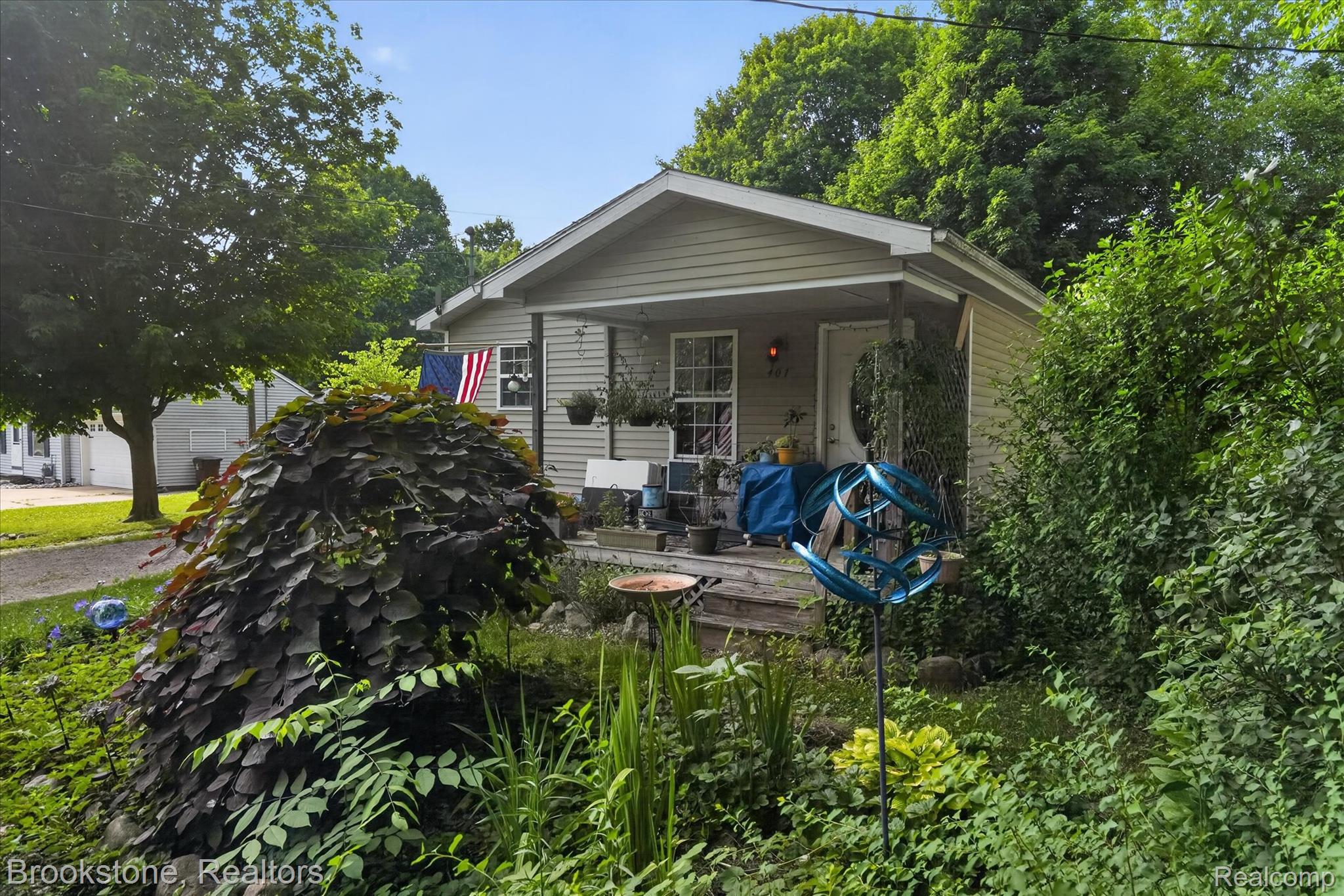 407 E Elizabeth Street Property Photo 5