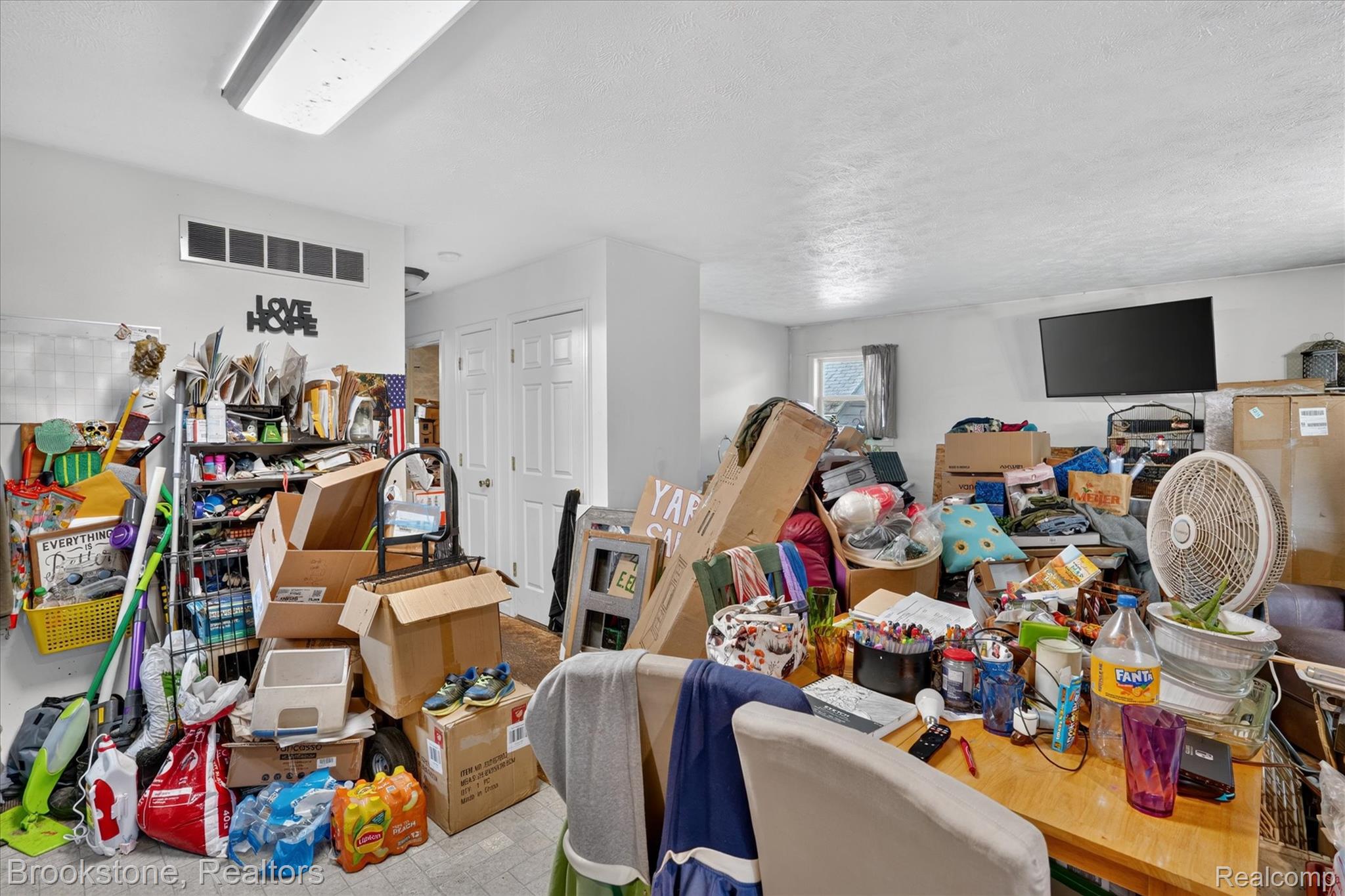 407 E Elizabeth Street Property Photo 6