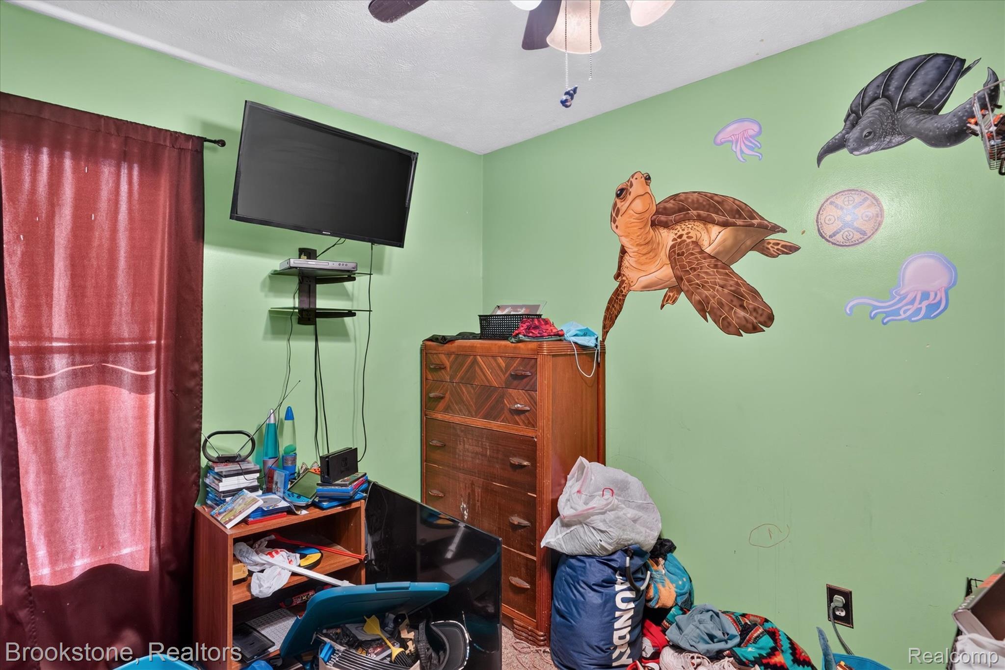 407 E Elizabeth Street Property Photo 16