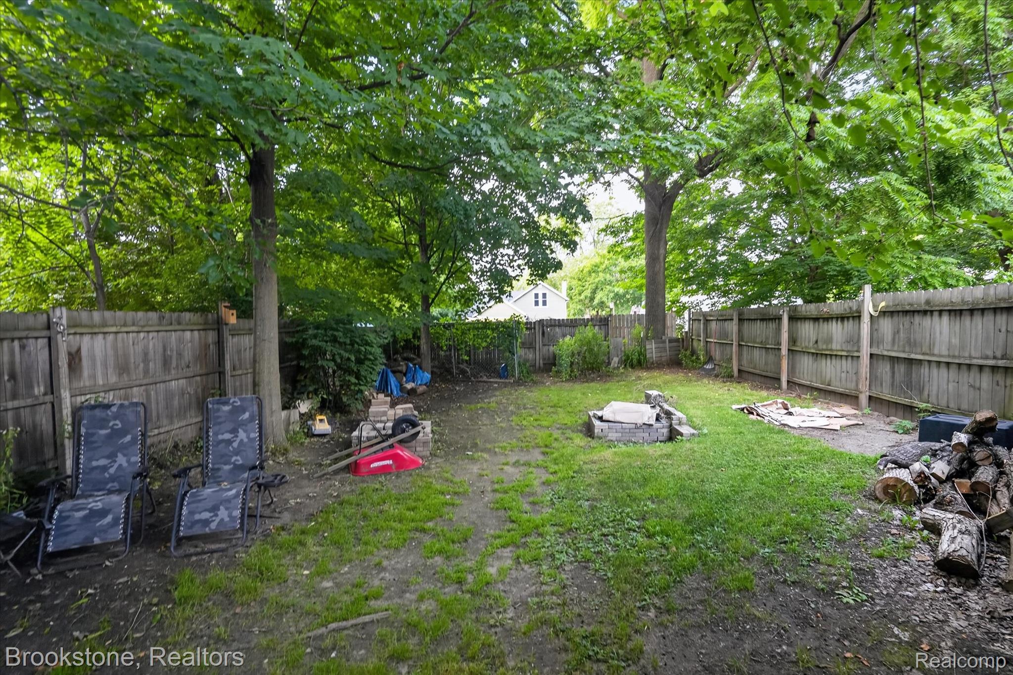 407 E Elizabeth Street Property Photo 23