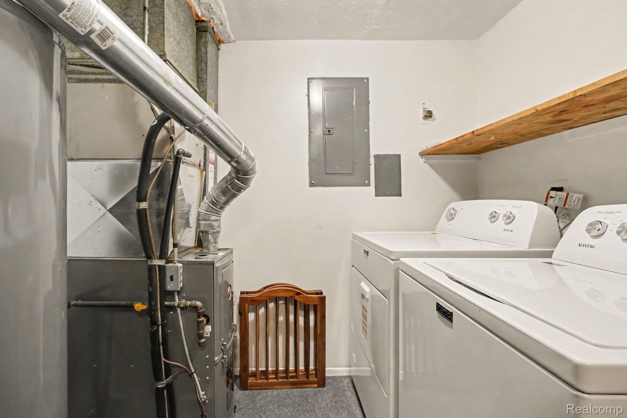 28427 Longmeadow Lane Property Photo 12