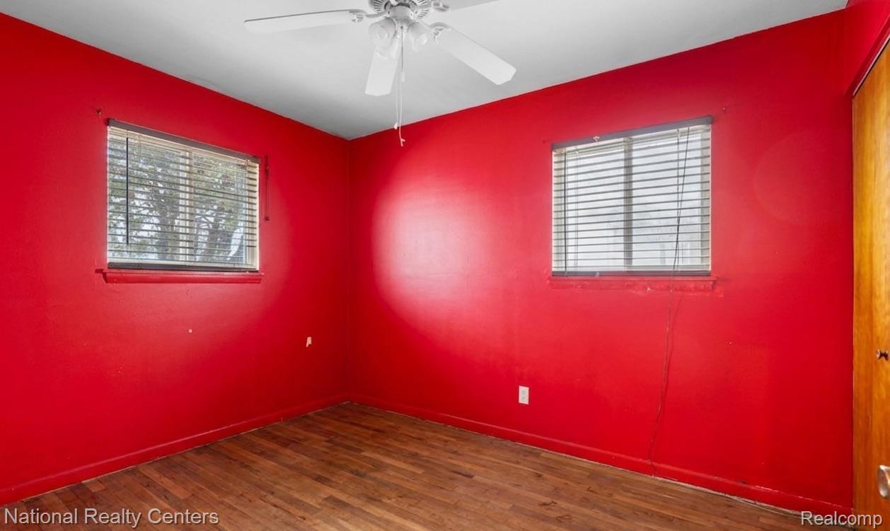 37 E Brooklyn Avenue Property Photo 12