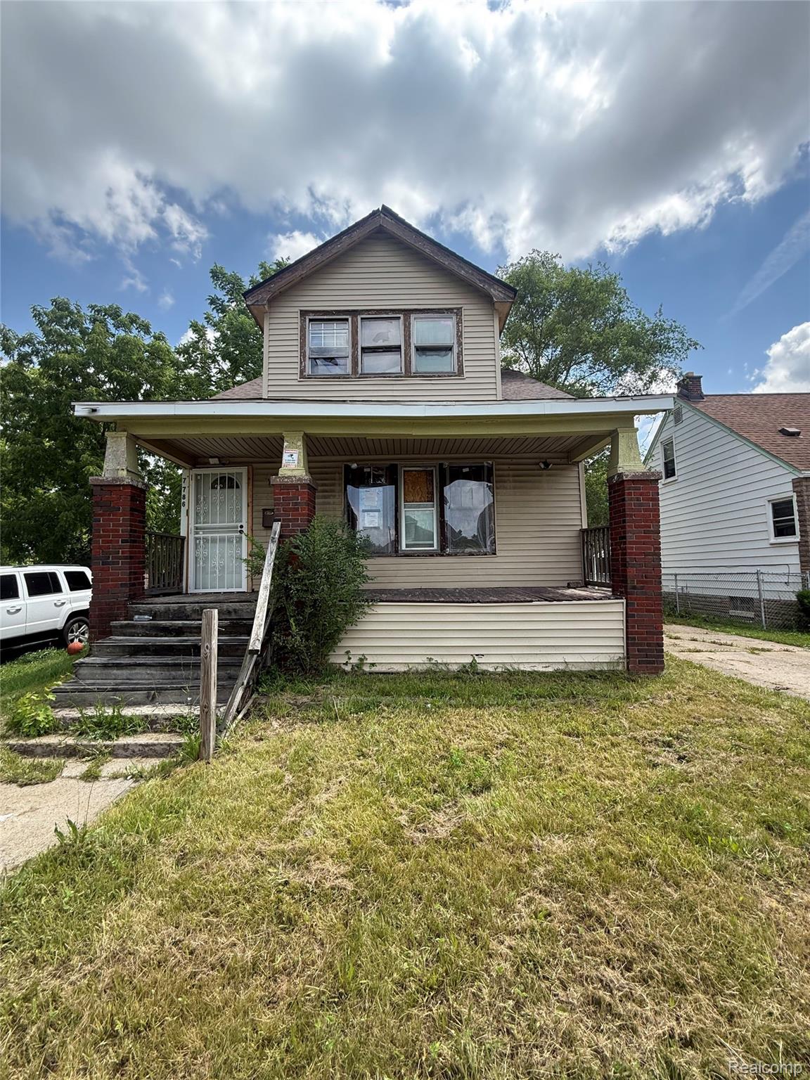 7786 Archdale Street Property Photo 1
