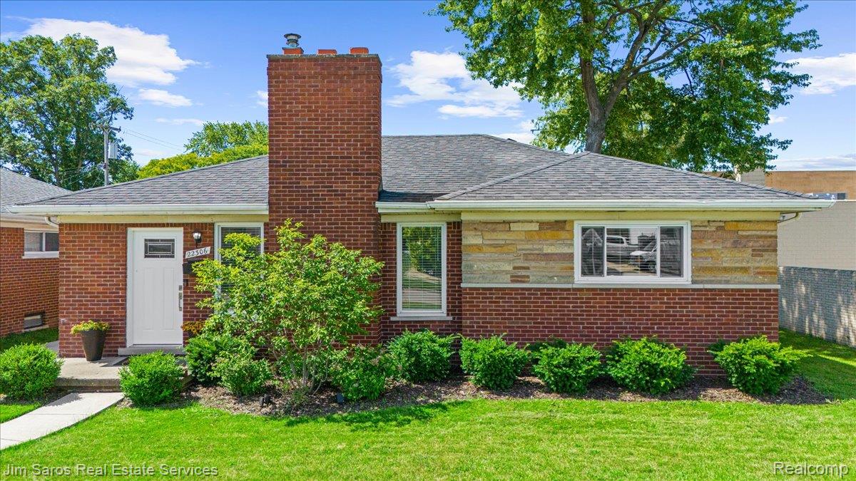 22306 Rosedale Street Property Photo 2
