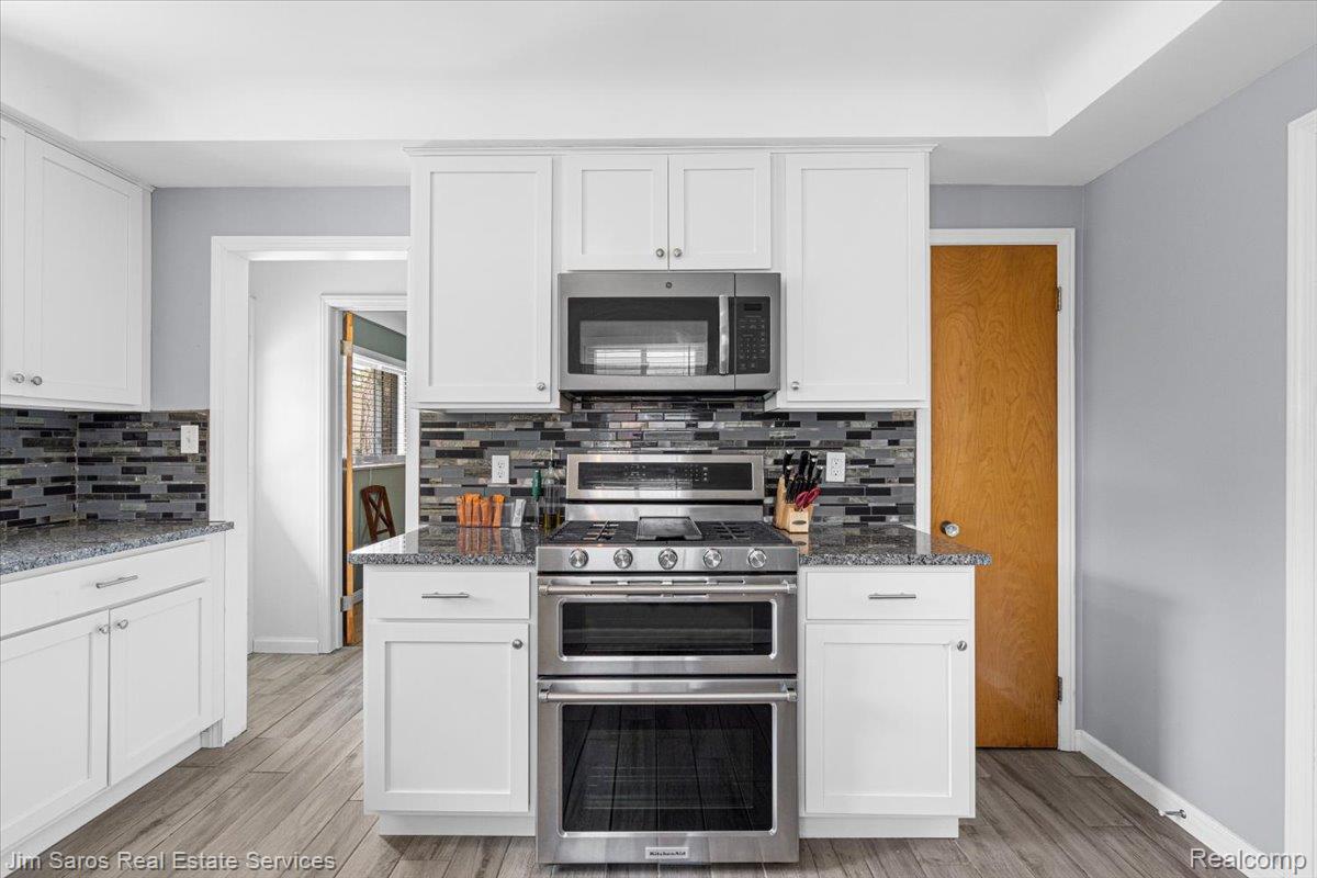 22306 Rosedale Street Property Photo 10