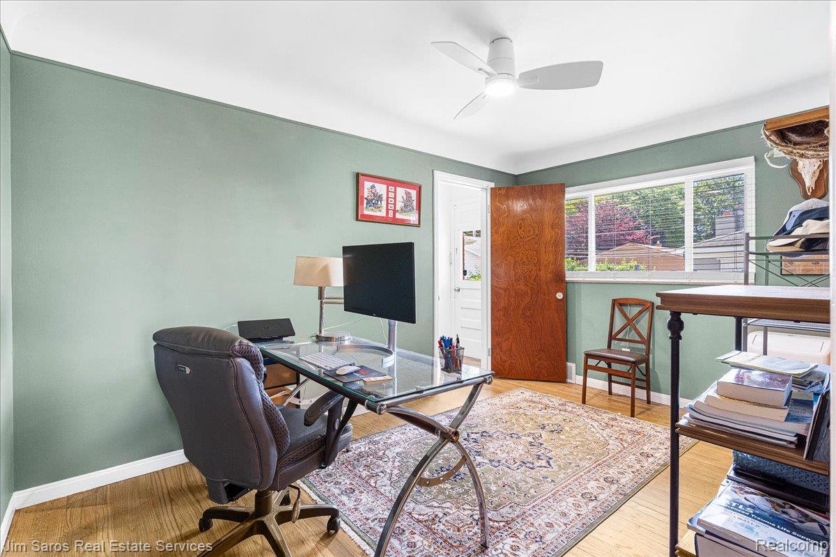 22306 Rosedale Street Property Photo 12