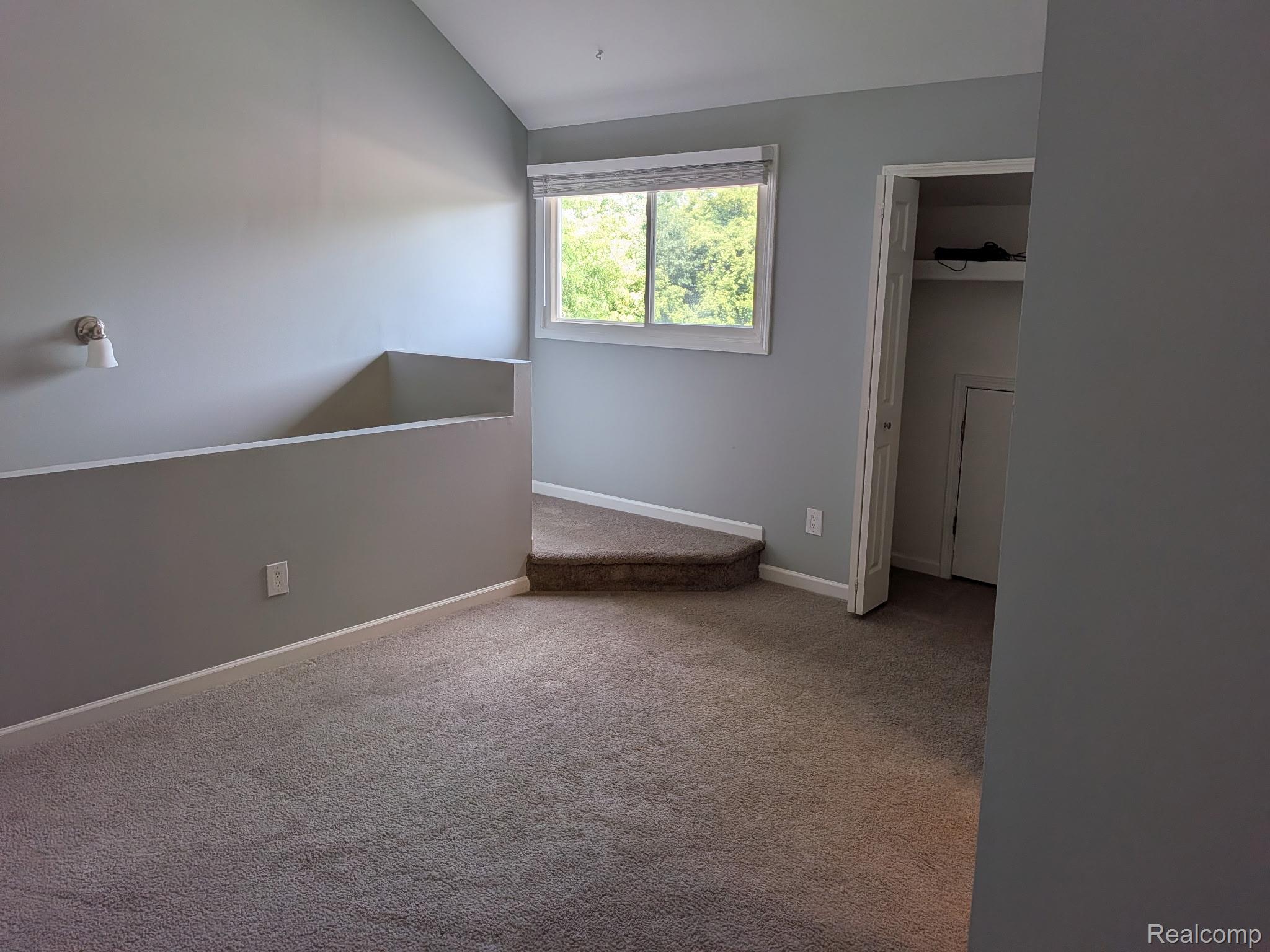 2819 Davison Avenue 229 Property Photo 10