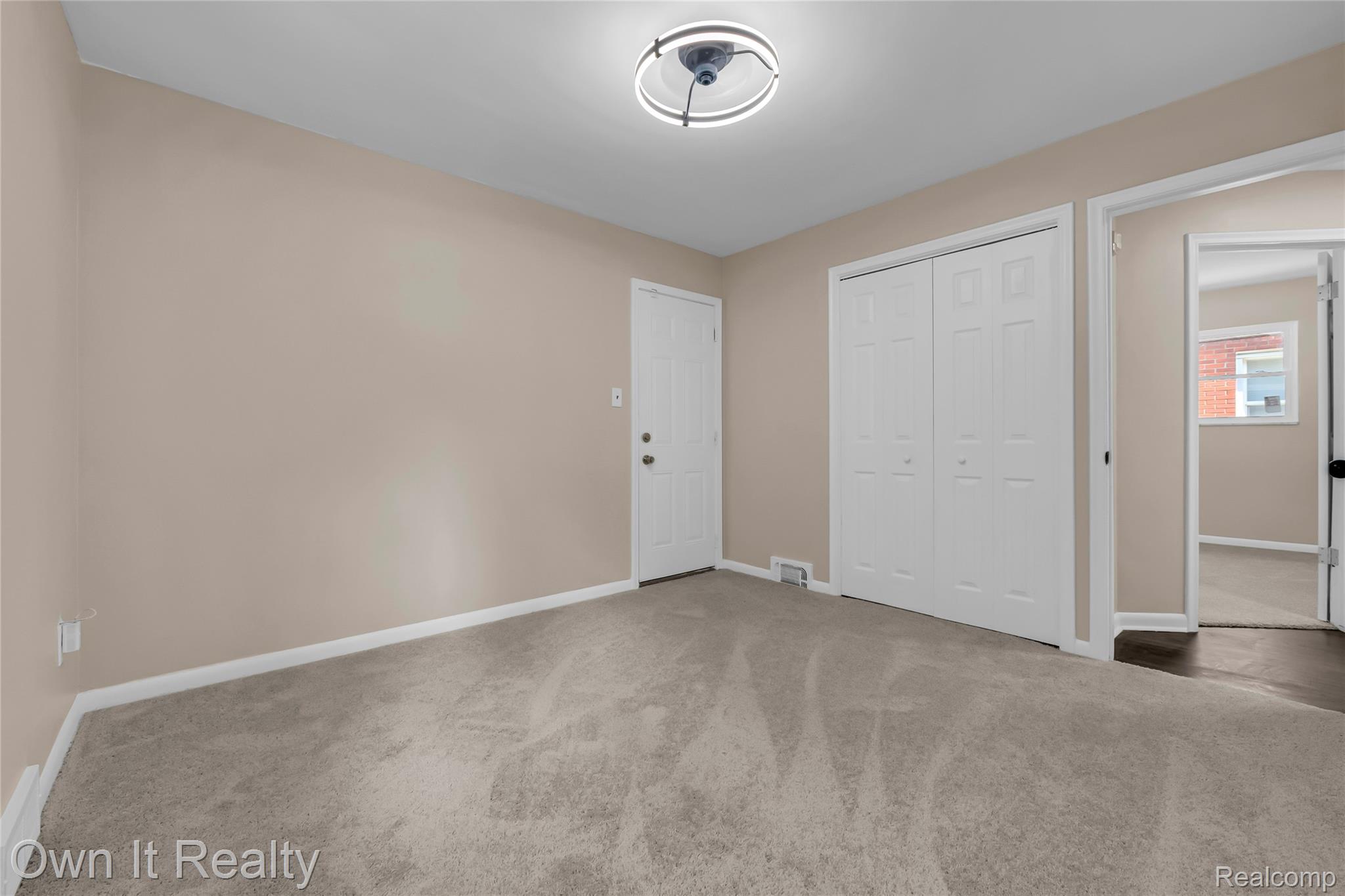 16199 Ferguson Street Property Photo 13