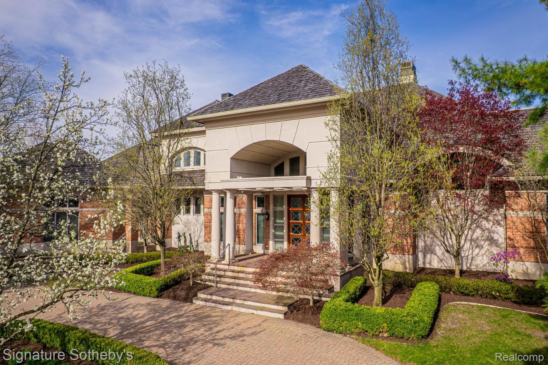 82 Chateaux Du Lac Property Photo 6