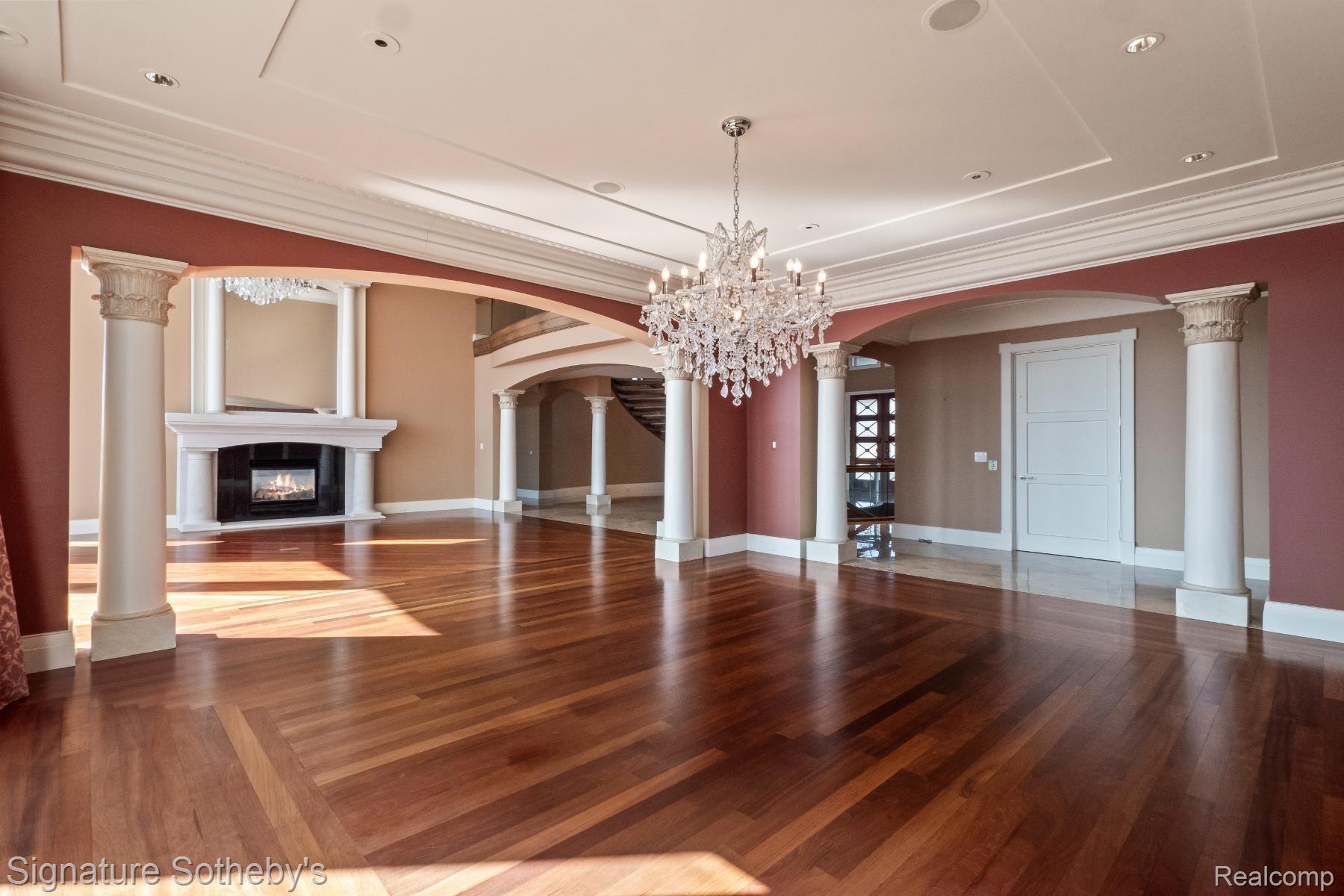82 Chateaux Du Lac Property Photo 13