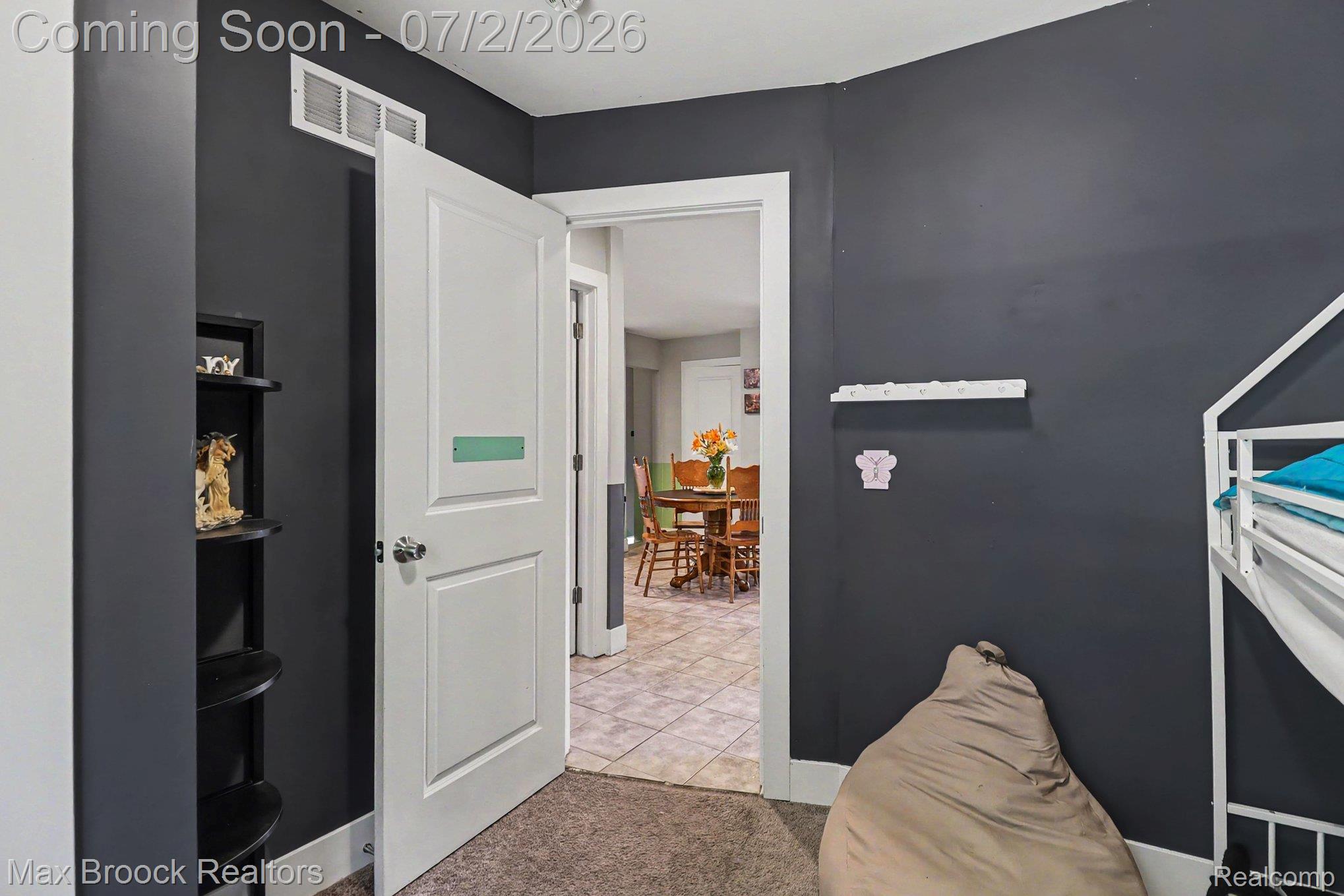 20792 Parkside Boulevard Property Photo 12