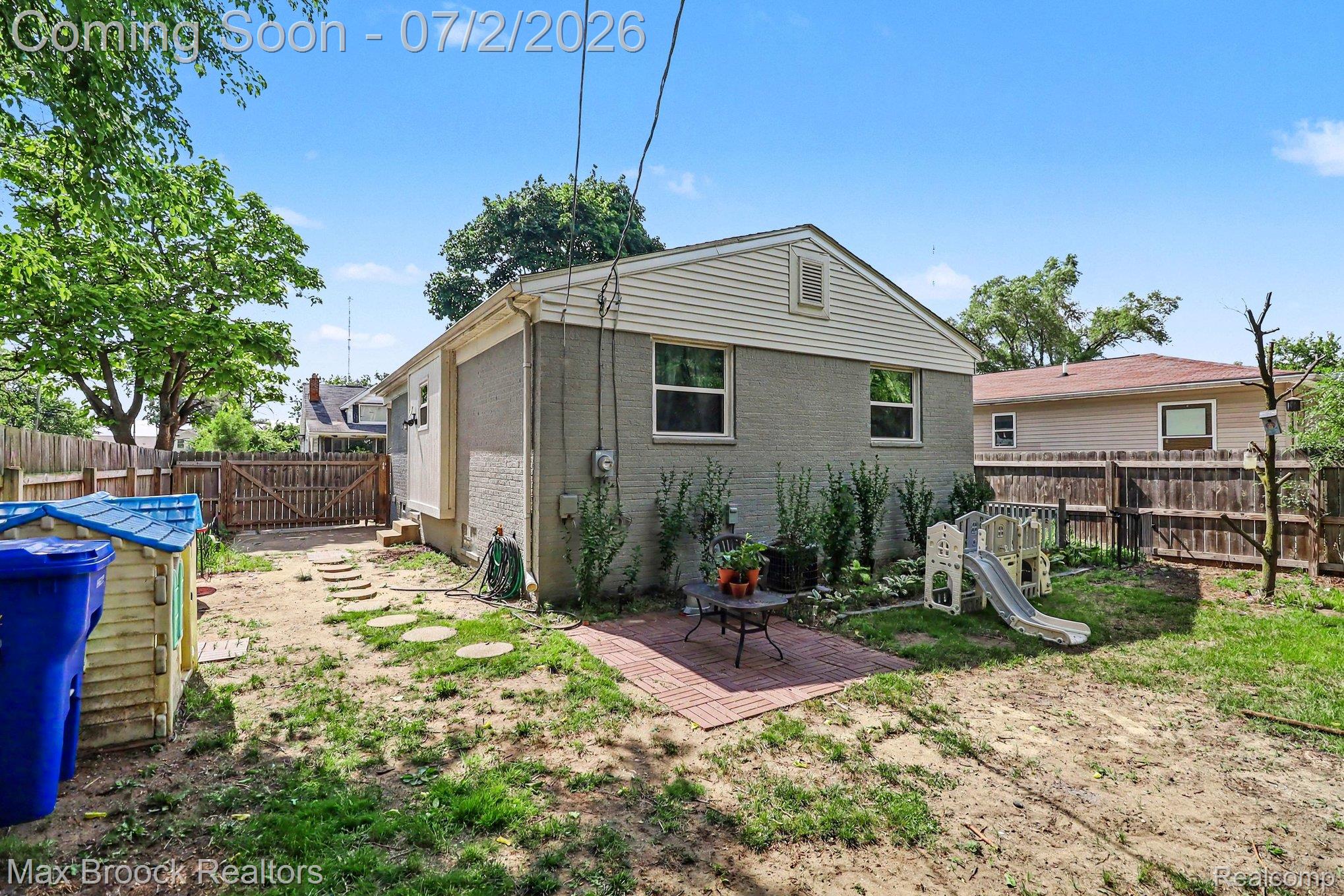 20792 Parkside Boulevard Property Photo 21