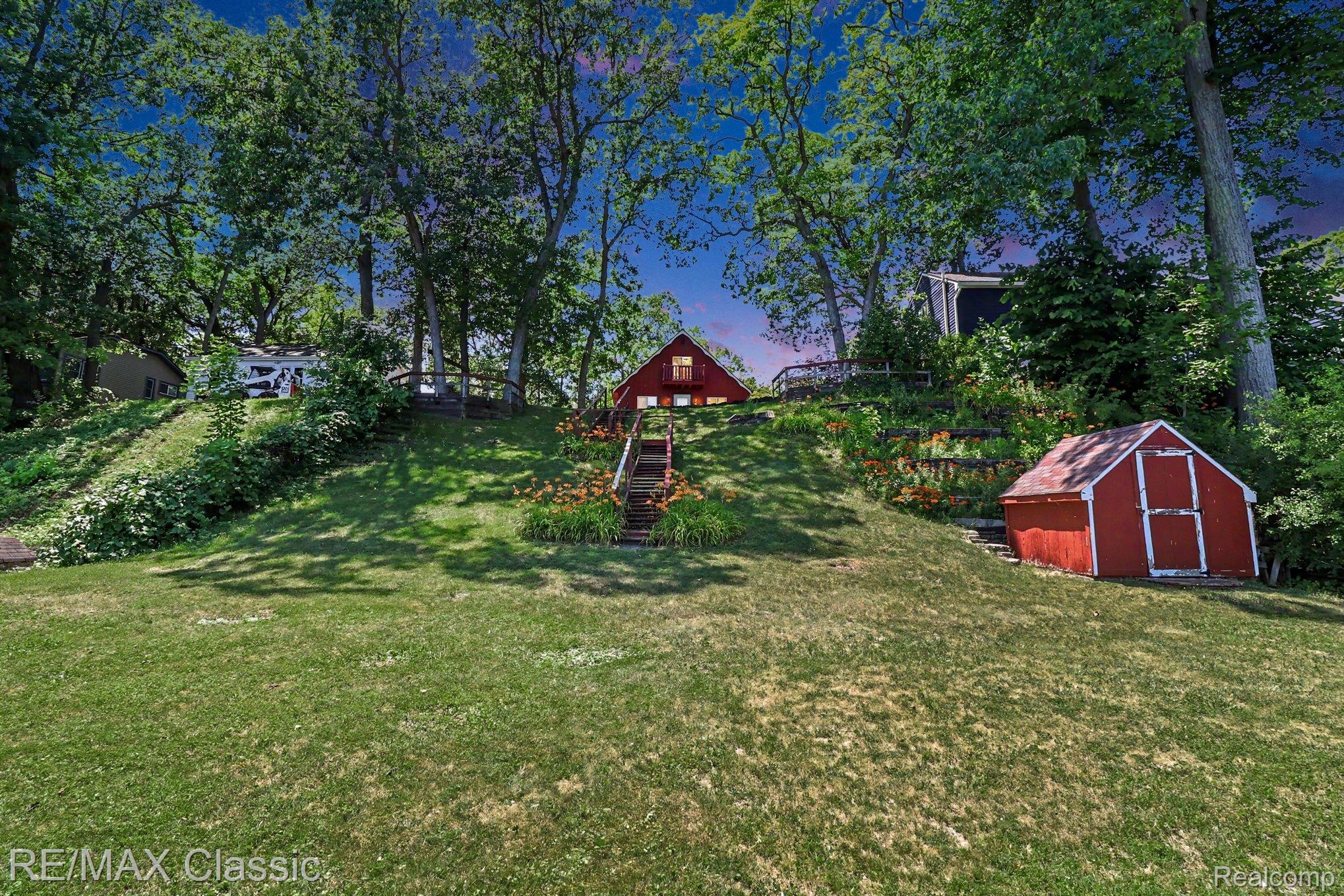 250 E Canyon Drive Property Photo 4