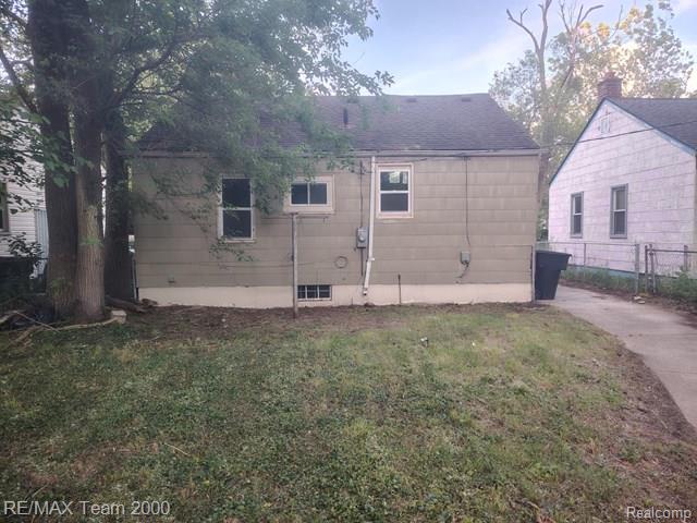 19749 Glastonbury Road Property Photo 20