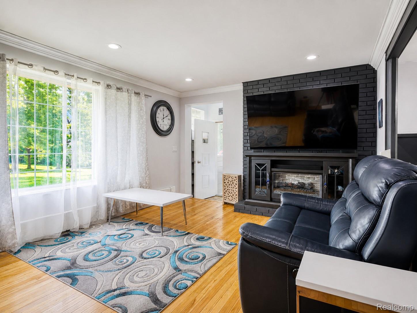 46495 North Avenue Property Photo 11