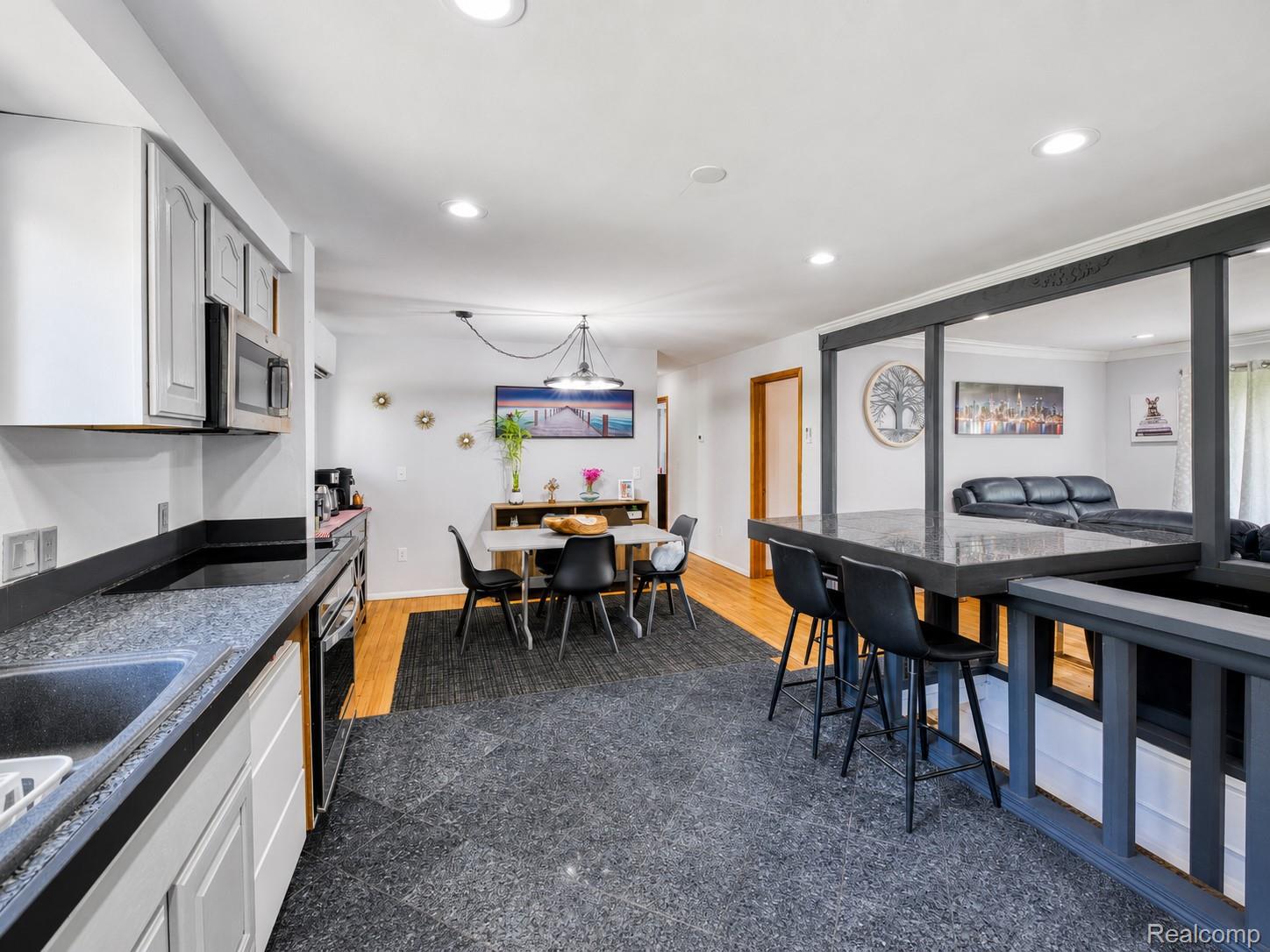 46495 North Avenue Property Photo 17