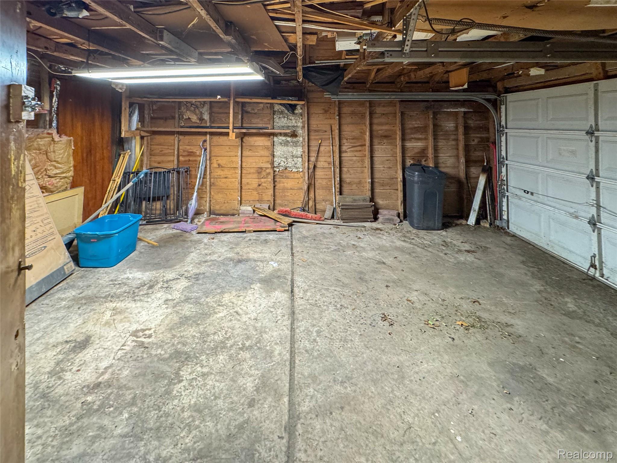 921 Venoy Property Photo 19