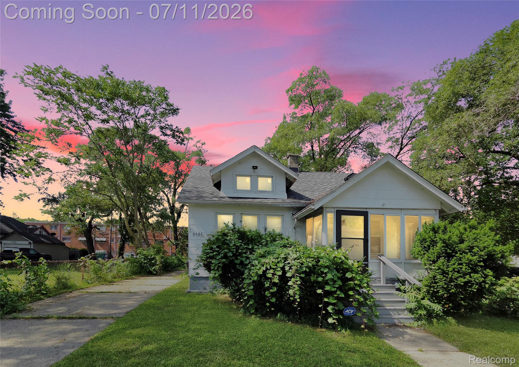 5021 Anatole Street Property Photo 1