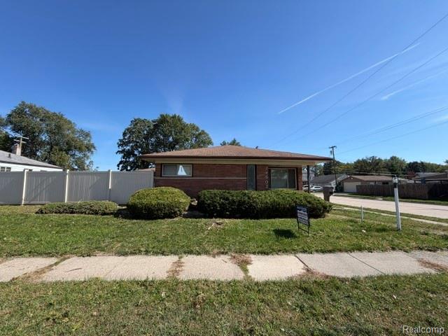 24502 Tuscany Avenue Property Photo 1