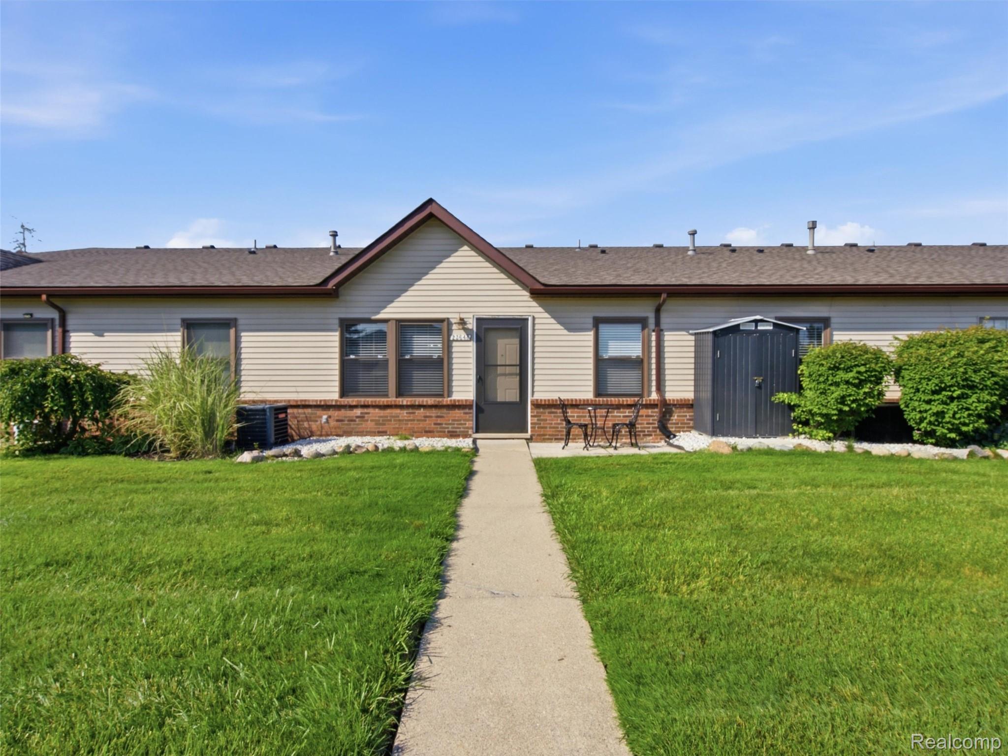 23648 Cottrell Street Property Photo 1