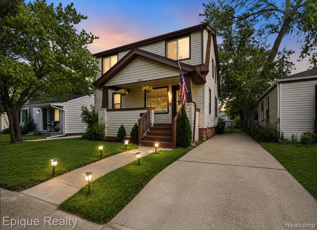 1904 Farrow Street Property Photo 1