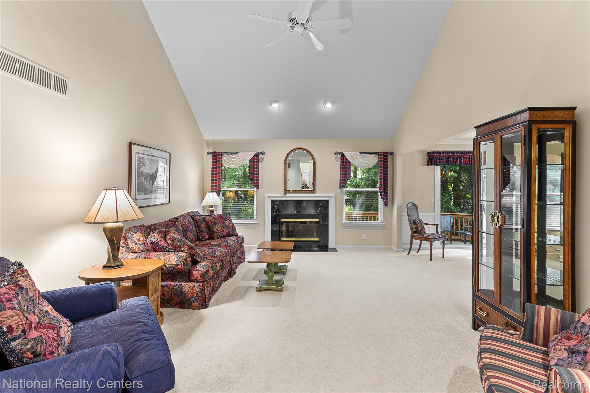 180 Winslow Circle Property Photo 5