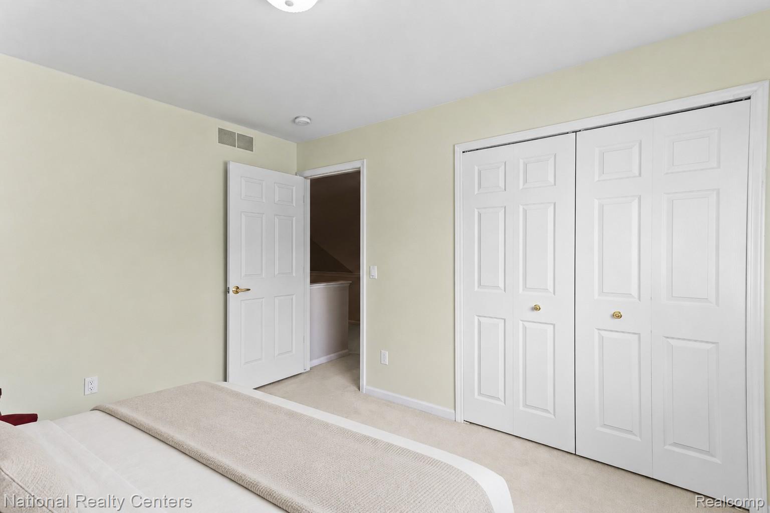 180 Winslow Circle Property Photo 32