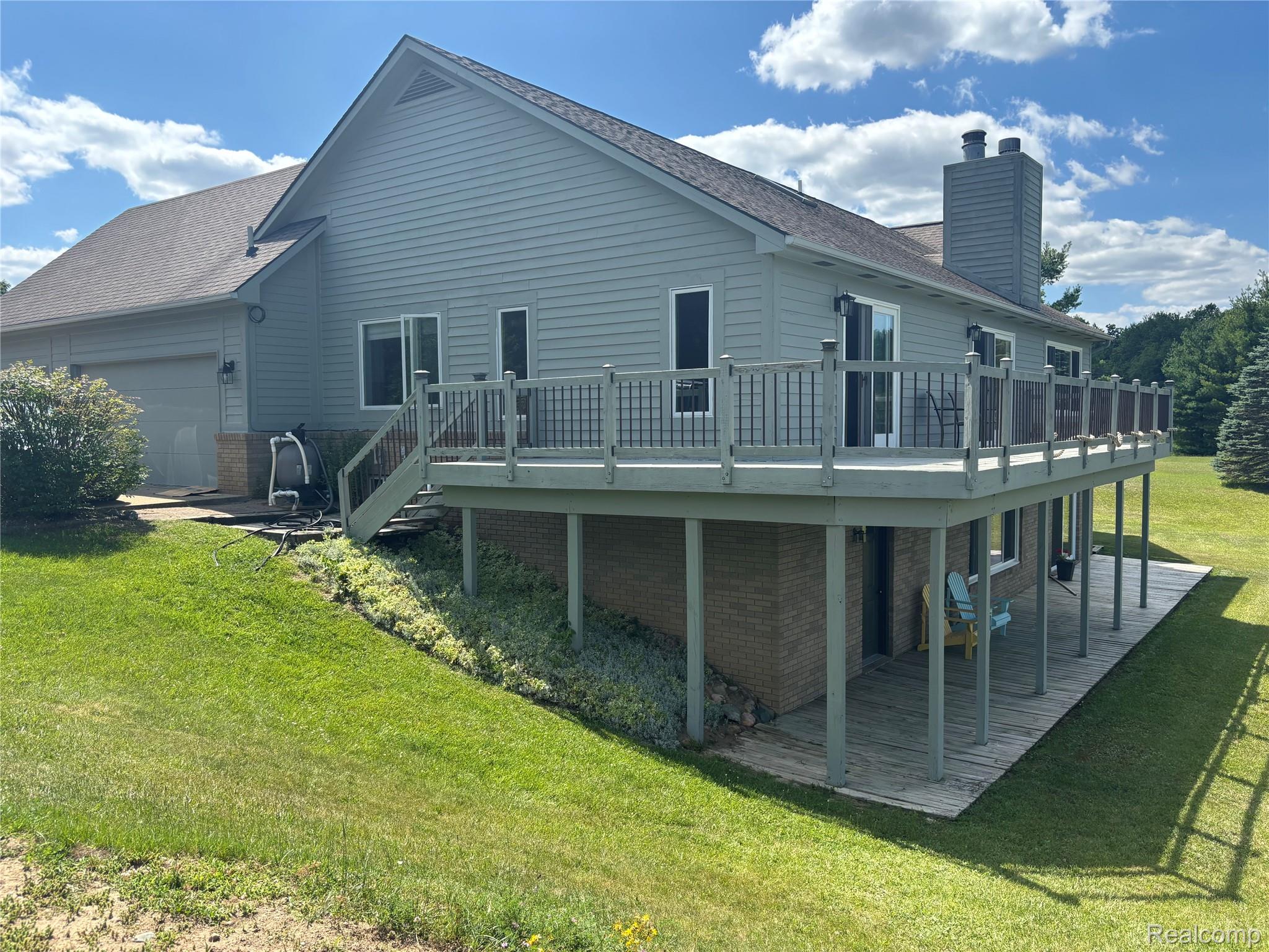 725 S Sashabaw Road Property Photo 8