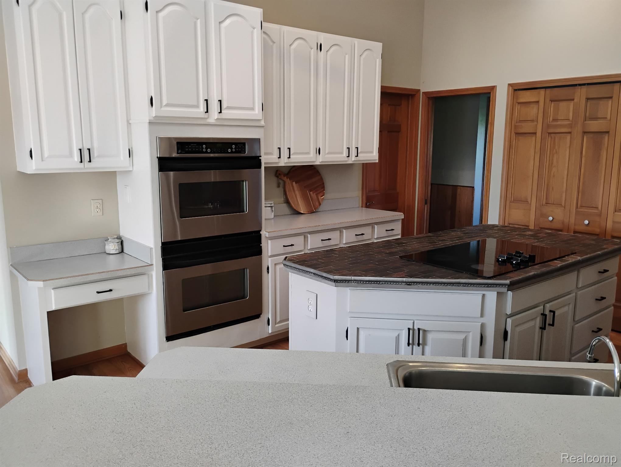 725 S Sashabaw Road Property Photo 12