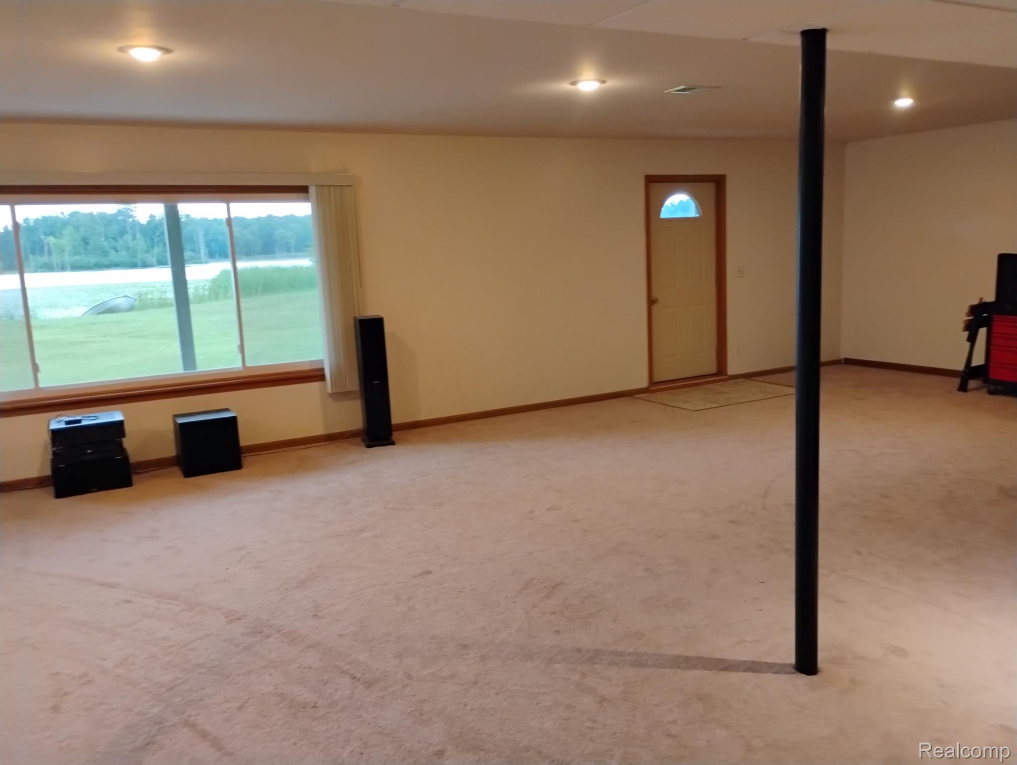 725 S Sashabaw Road Property Photo 34