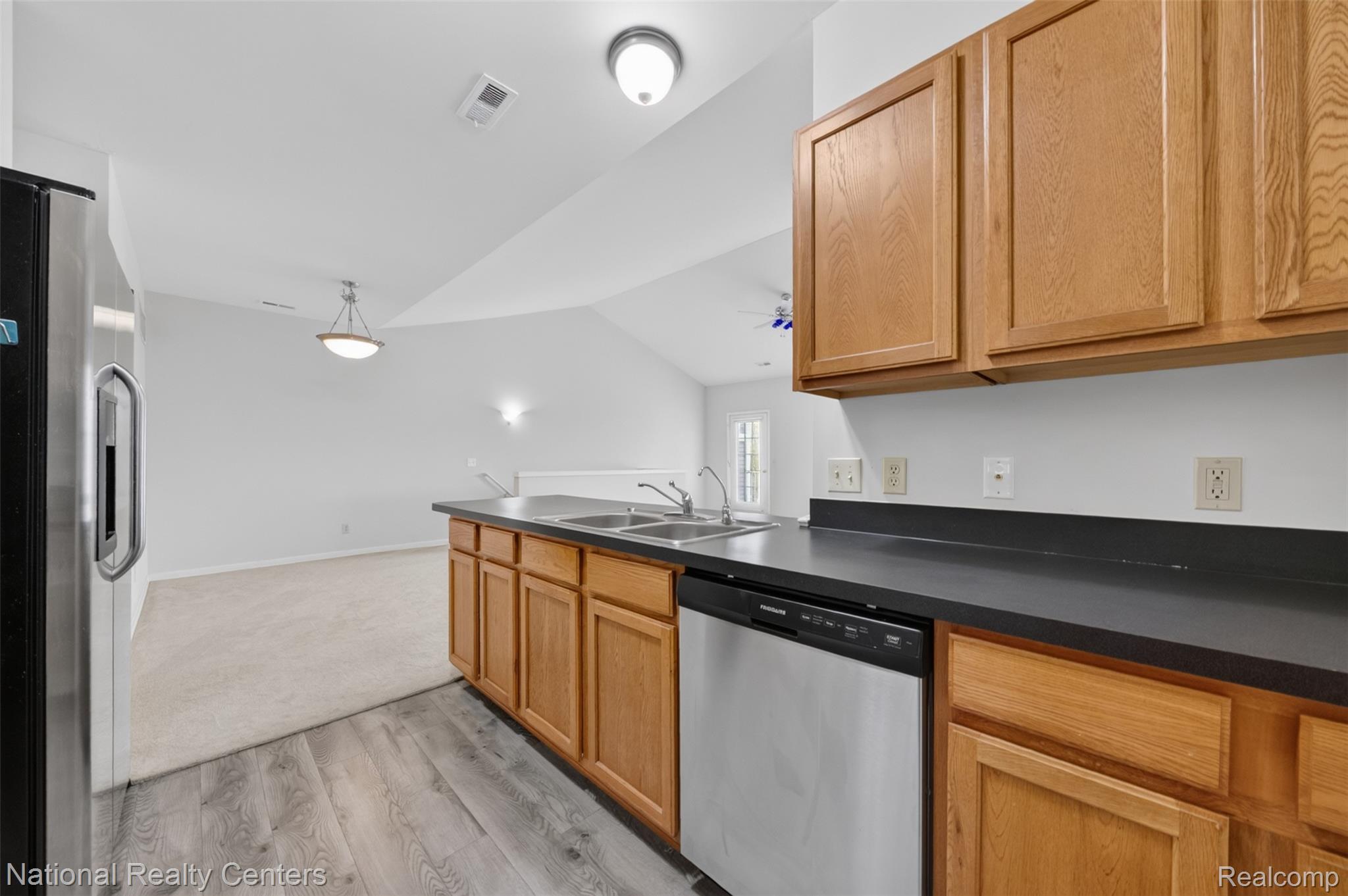 1179 Alameda Boulevard Property Photo 19