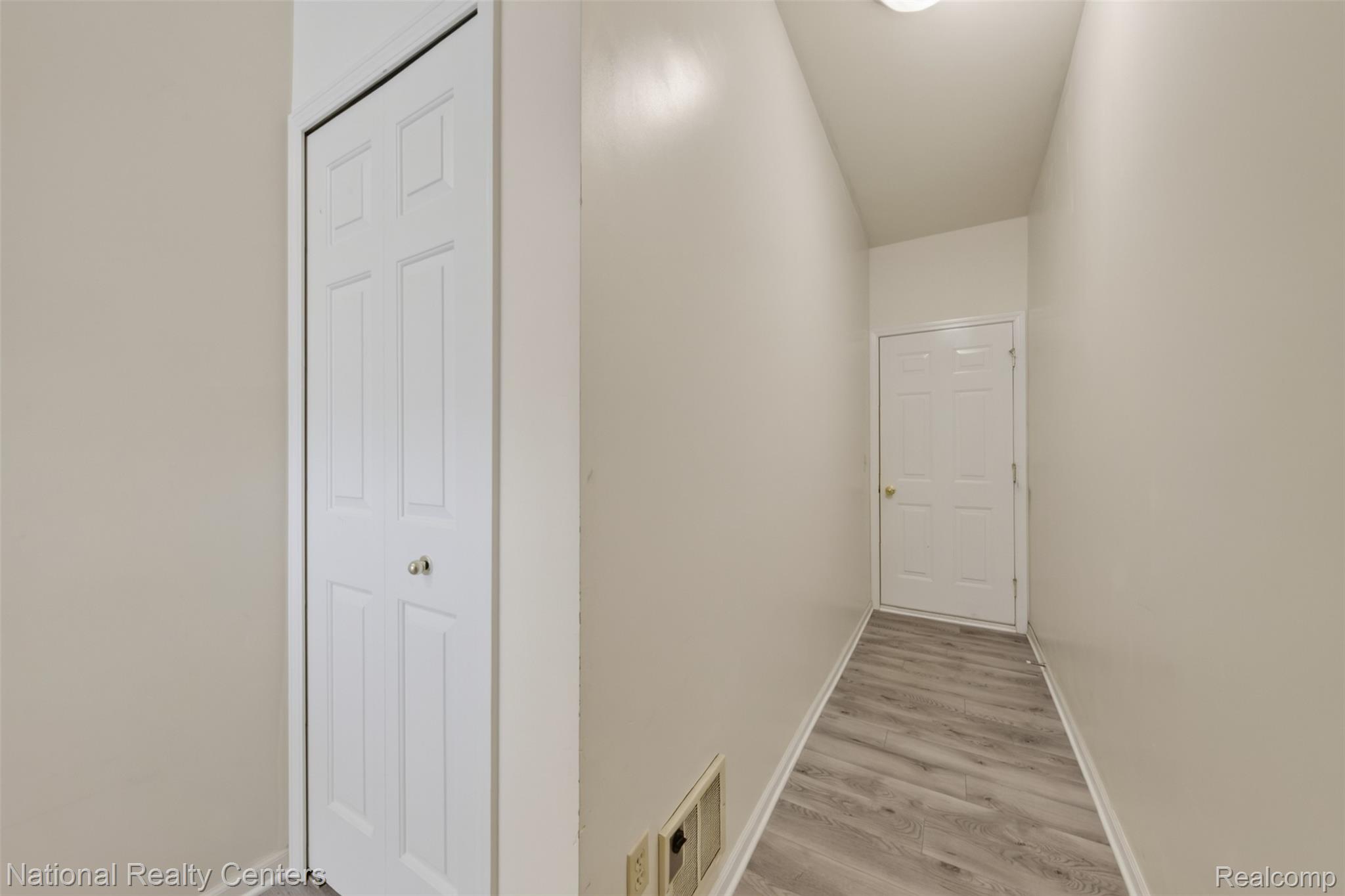 1179 Alameda Boulevard Property Photo 38