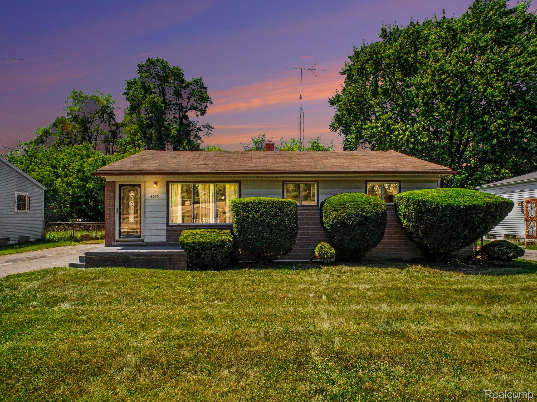 6075 Detroit Street Property Photo 1