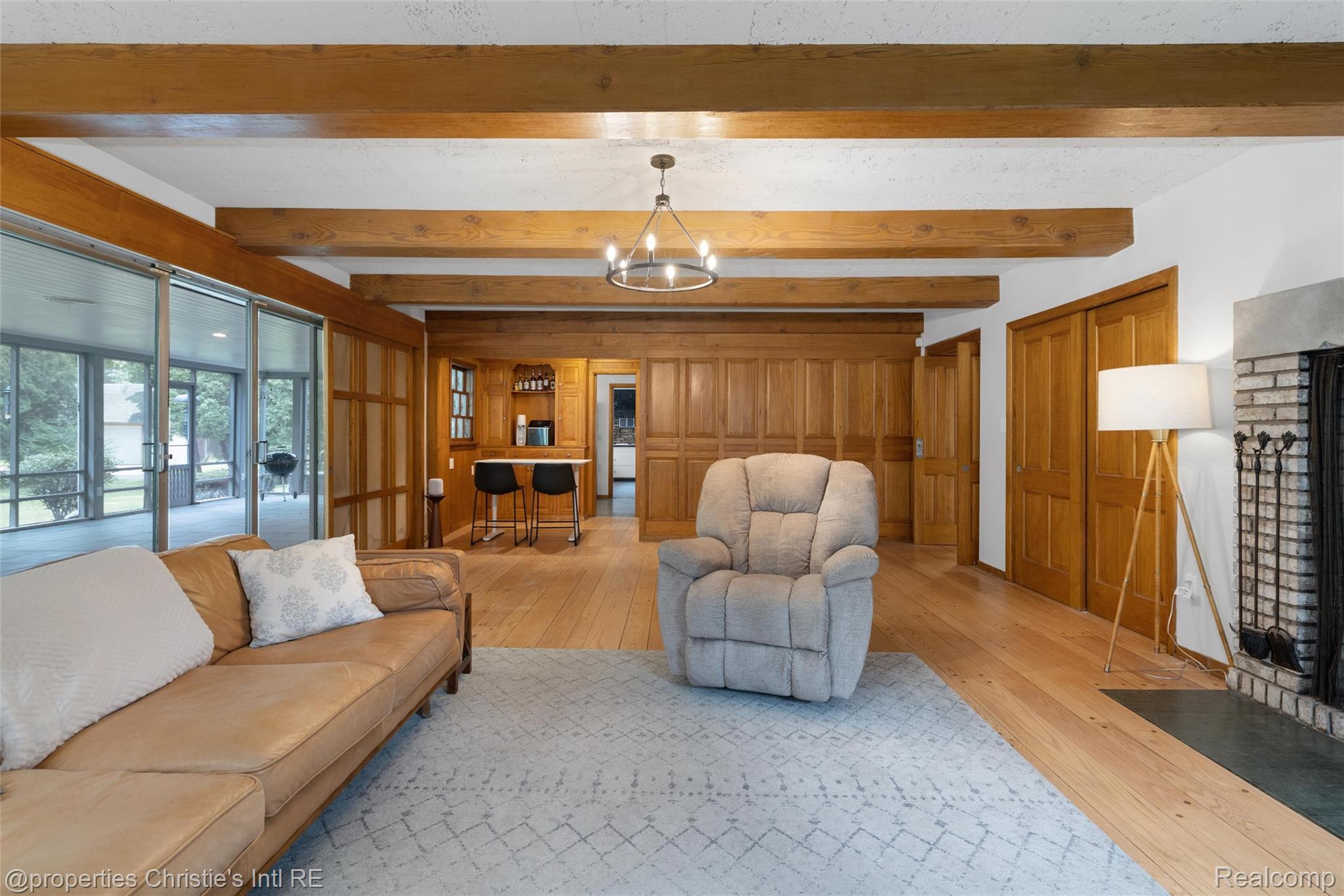 1925 Wellesley Drive Property Photo 16