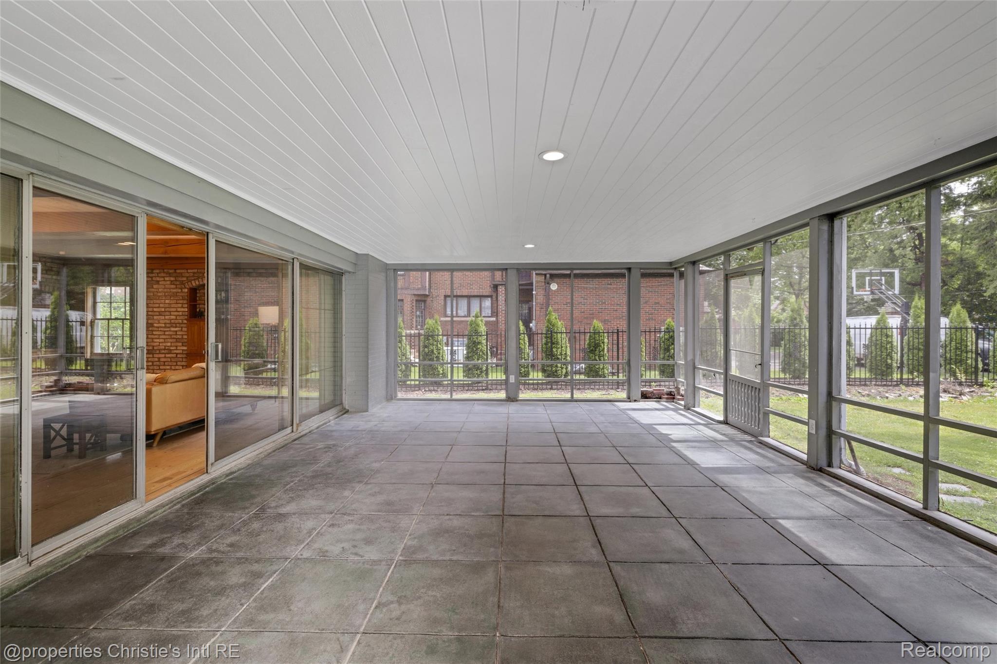 1925 Wellesley Drive Property Photo 20