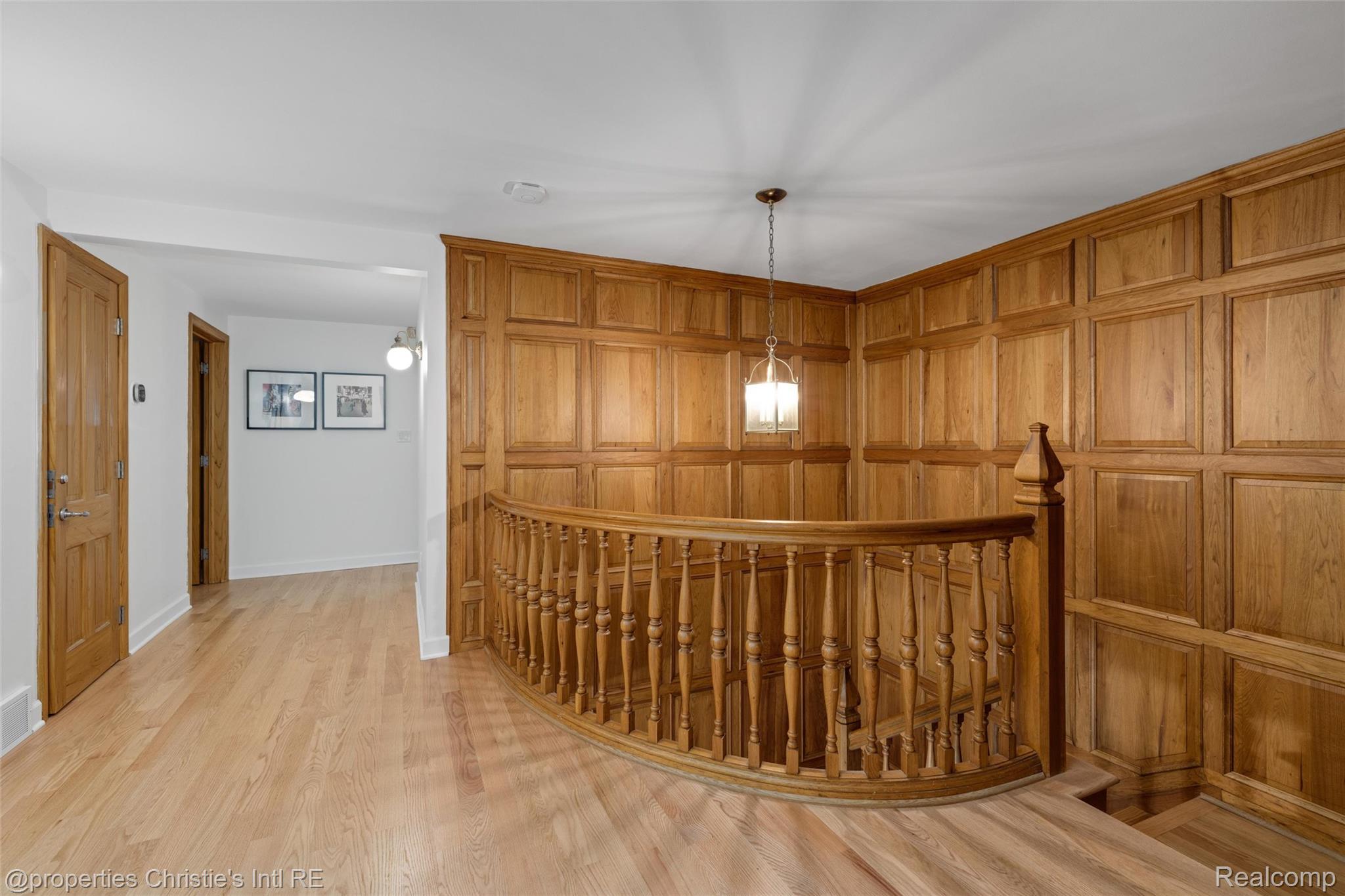 1925 Wellesley Drive Property Photo 31