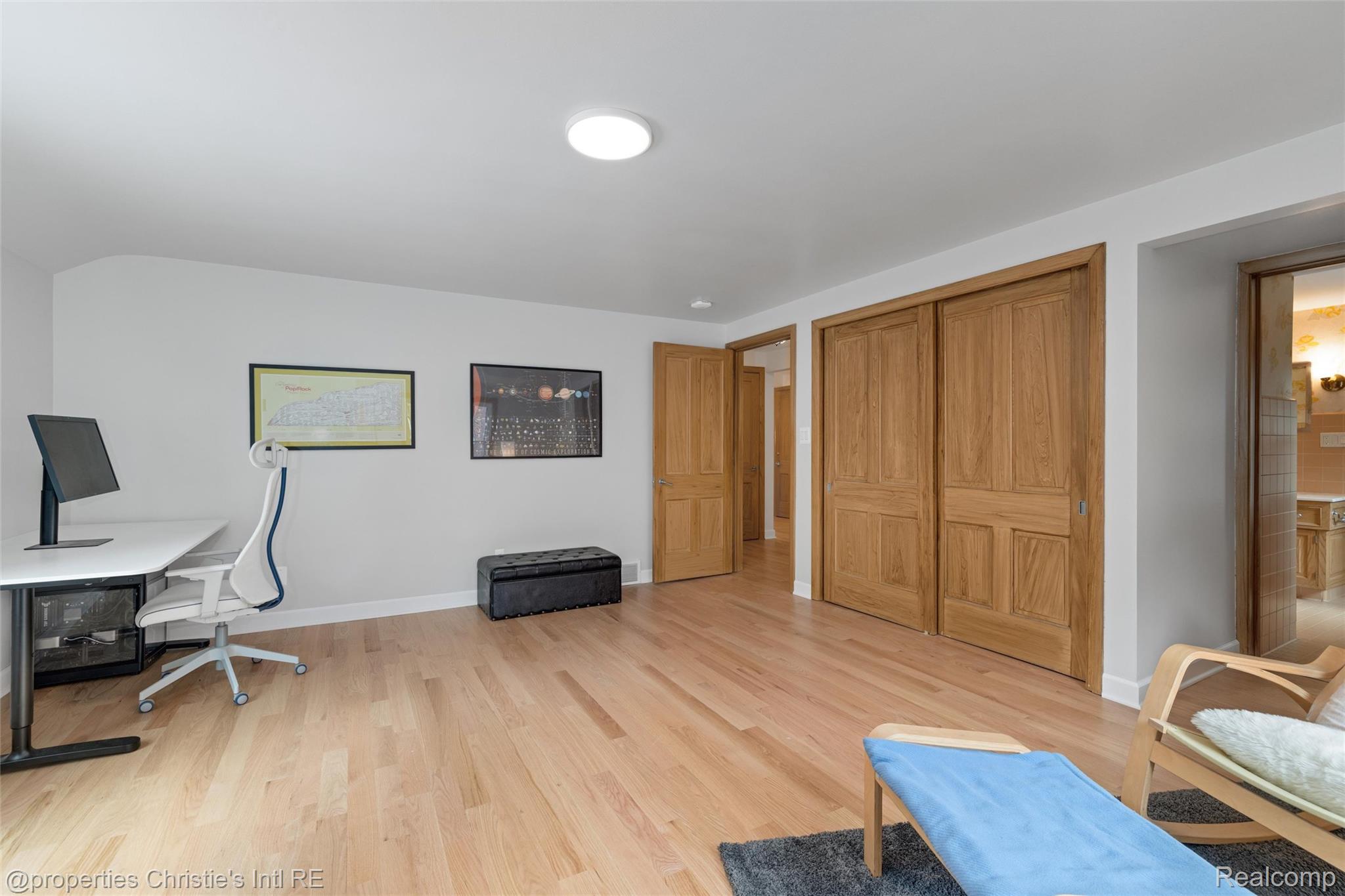 1925 Wellesley Drive Property Photo 44