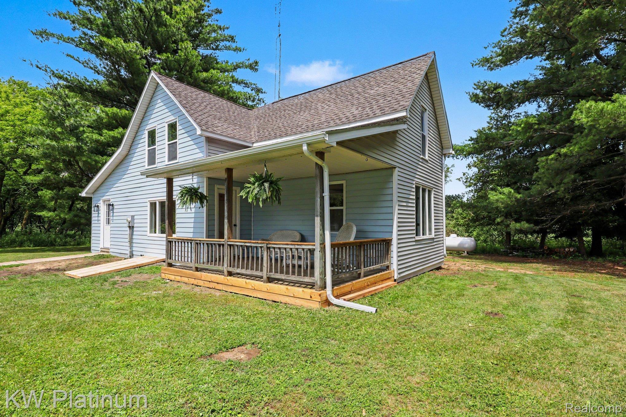 5103 Forester Road Property Photo 4