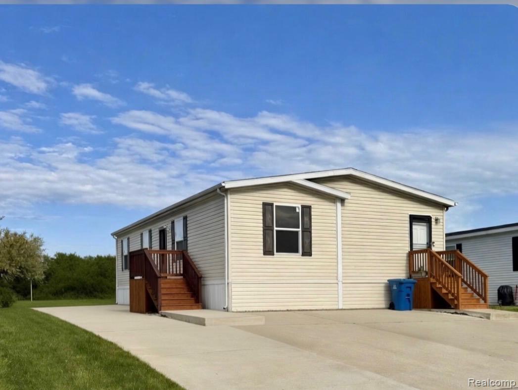 25843 Loudon Property Photo 1