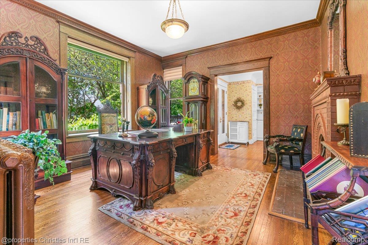 303 S State Avenue Property Photo 30