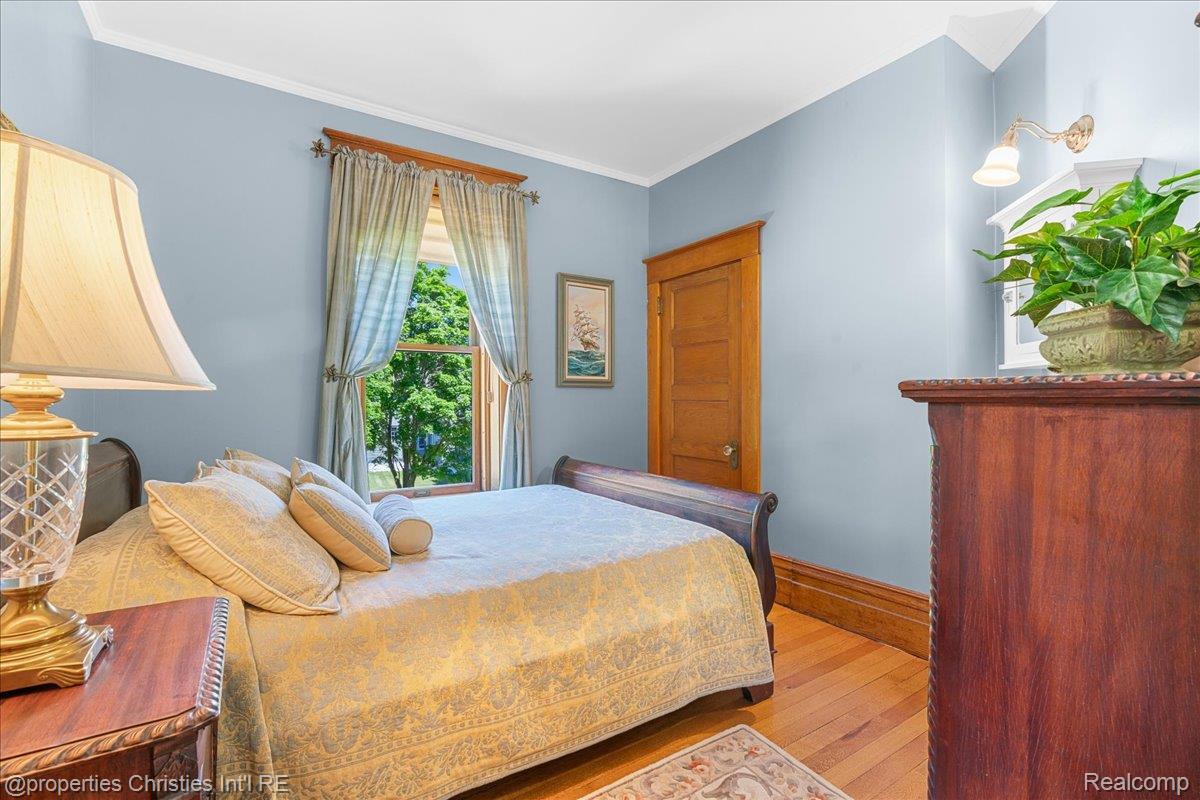 303 S State Avenue Property Photo 51