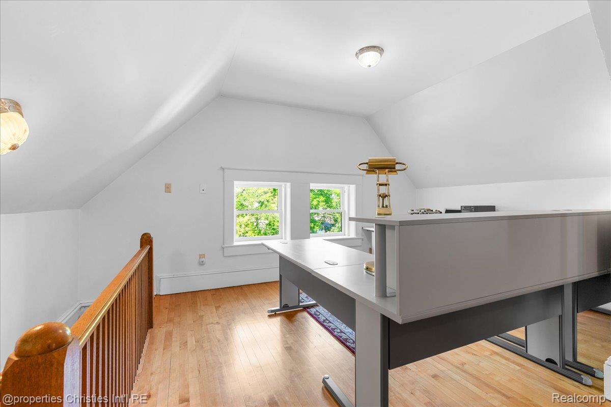 303 S State Avenue Property Photo 59