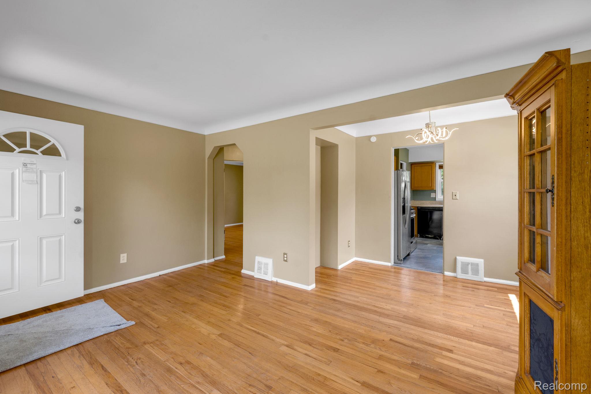 7641 Pelham Road Property Photo 10