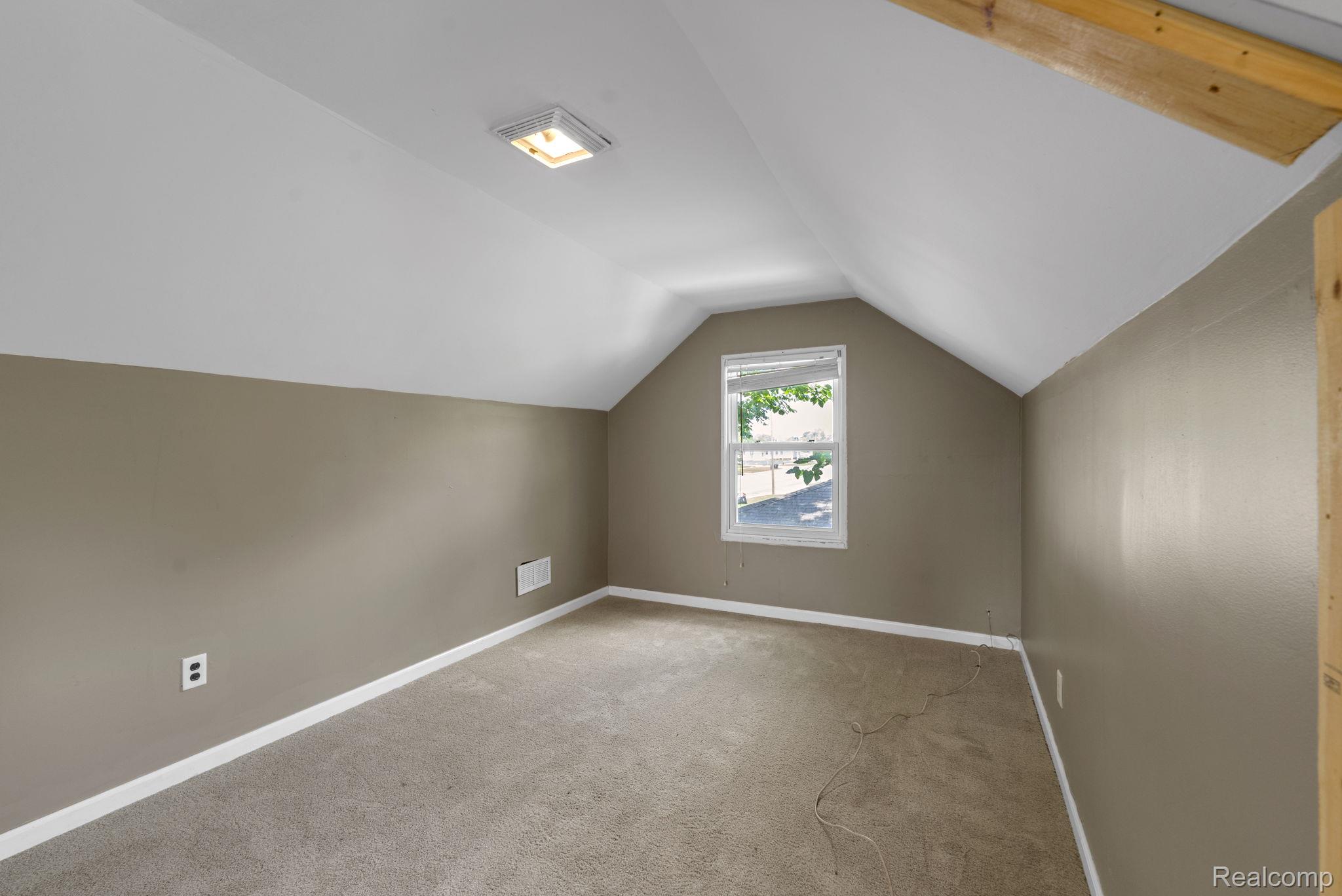 7641 Pelham Road Property Photo 14