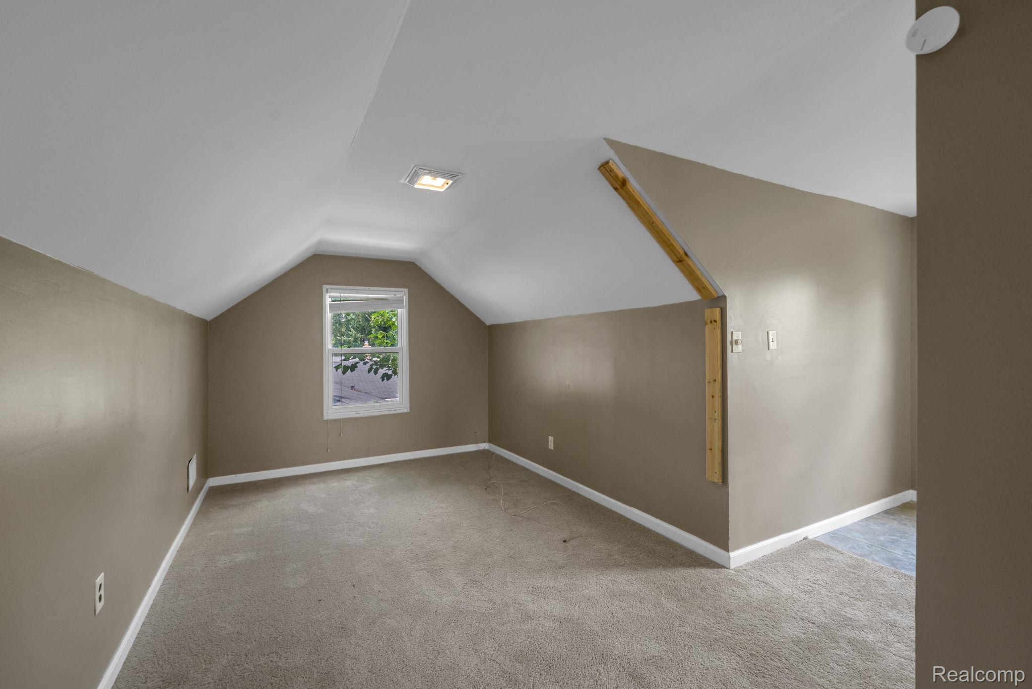 7641 Pelham Road Property Photo 16
